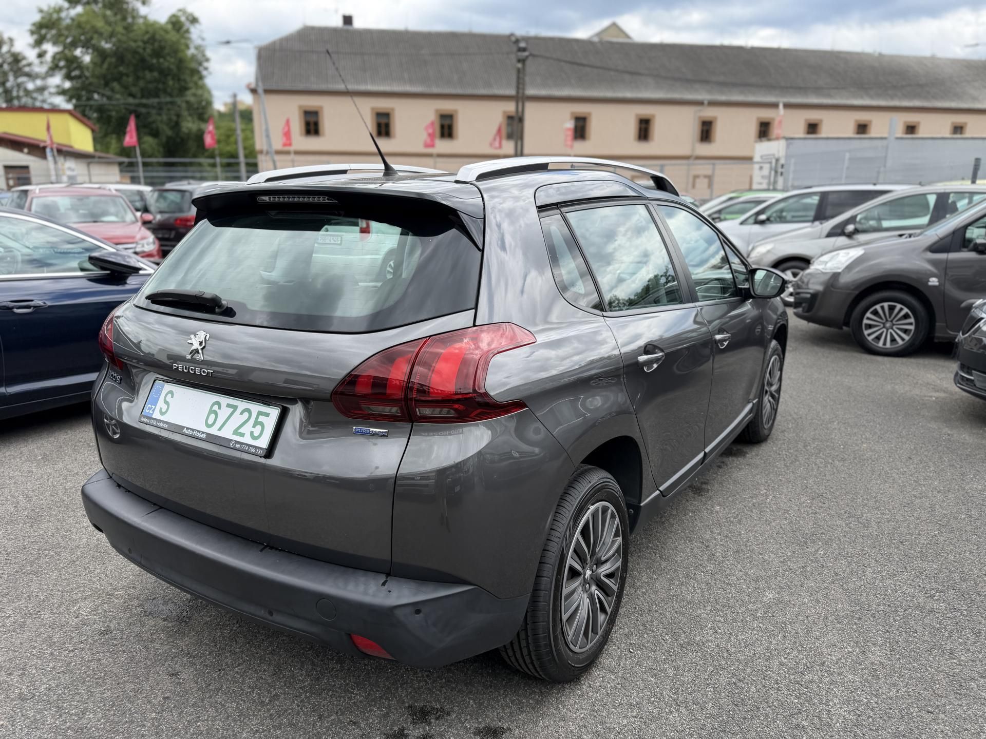 Peugeot 2008 - fotka 3