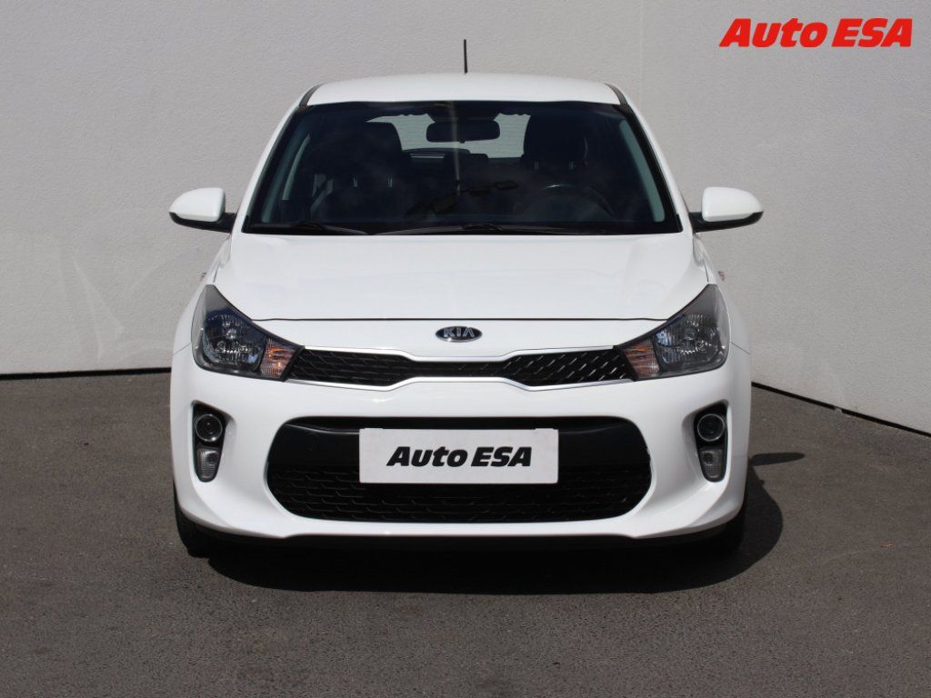Kia Rio, 1.4,Exclusive,navi,kamera - fotka 2