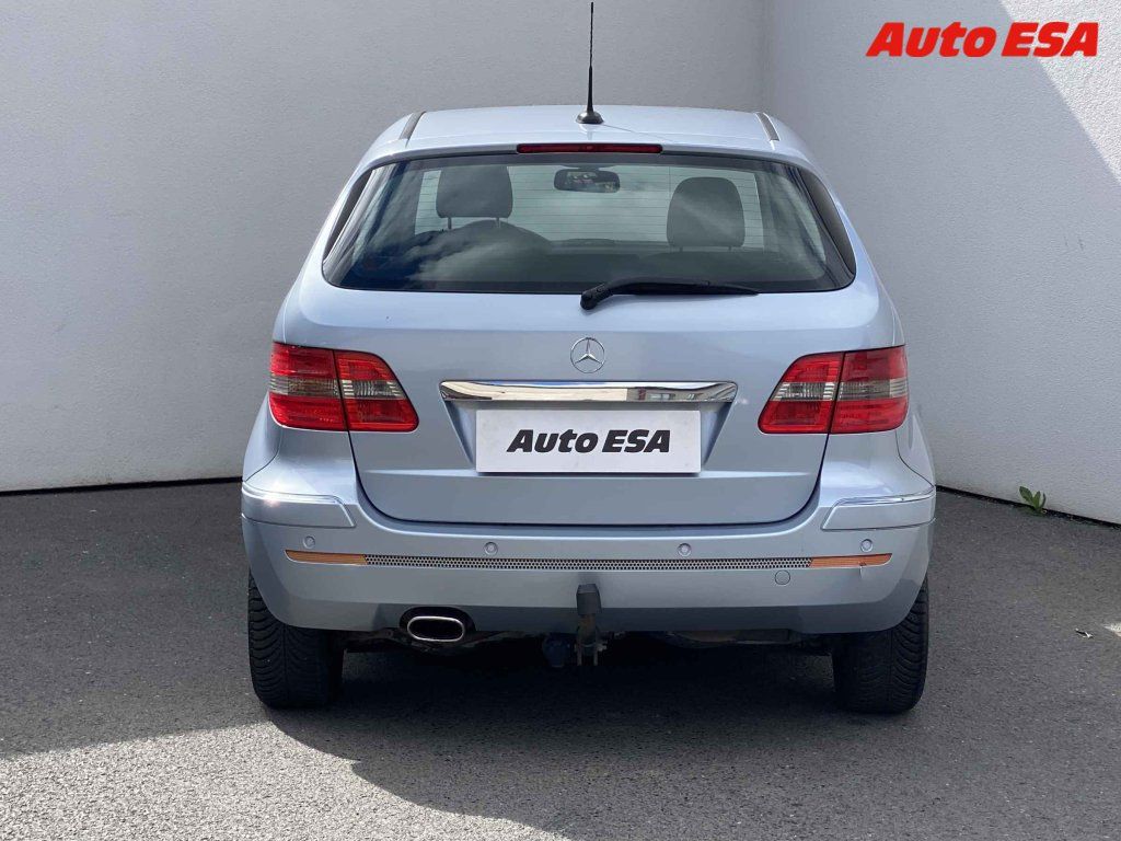 Mercedes-Benz Třídy B, 1.7i B170 - fotka 5