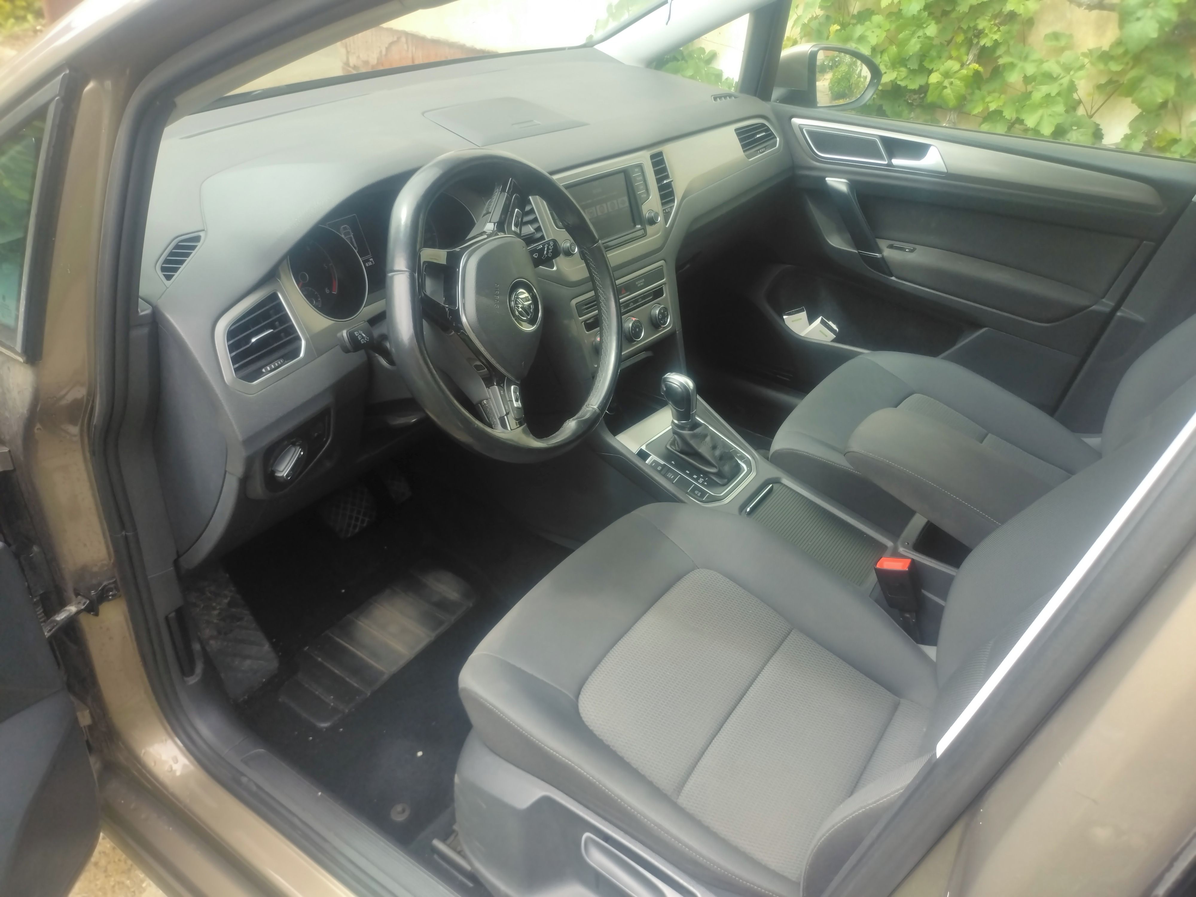 Volkswagen Golf Sportsvan, VW sportvan 1.6 tdi - fotka 5