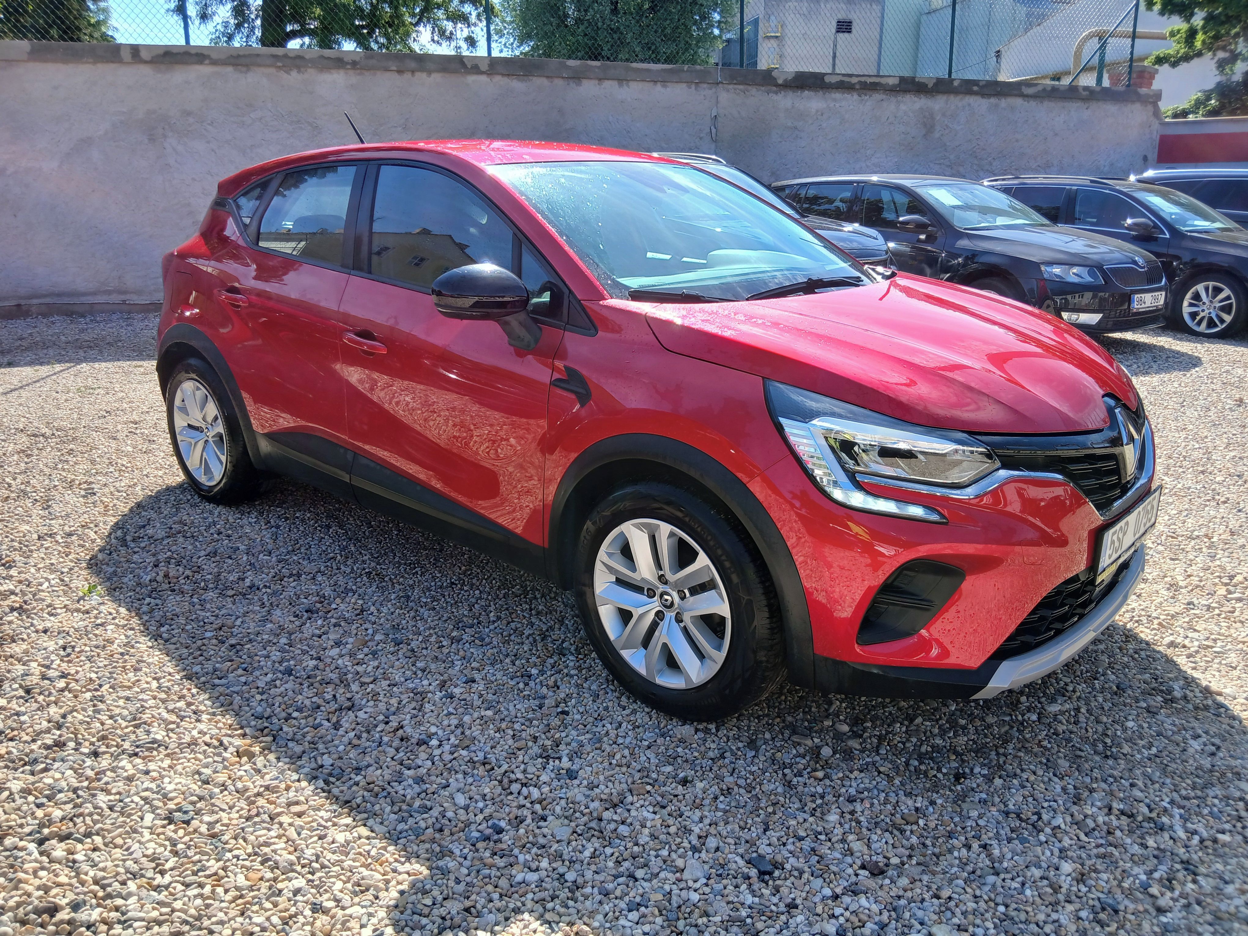 Renault Captur, 1.0i 67KW 1xMaj.ČR,Naj:40.550K - fotka 3