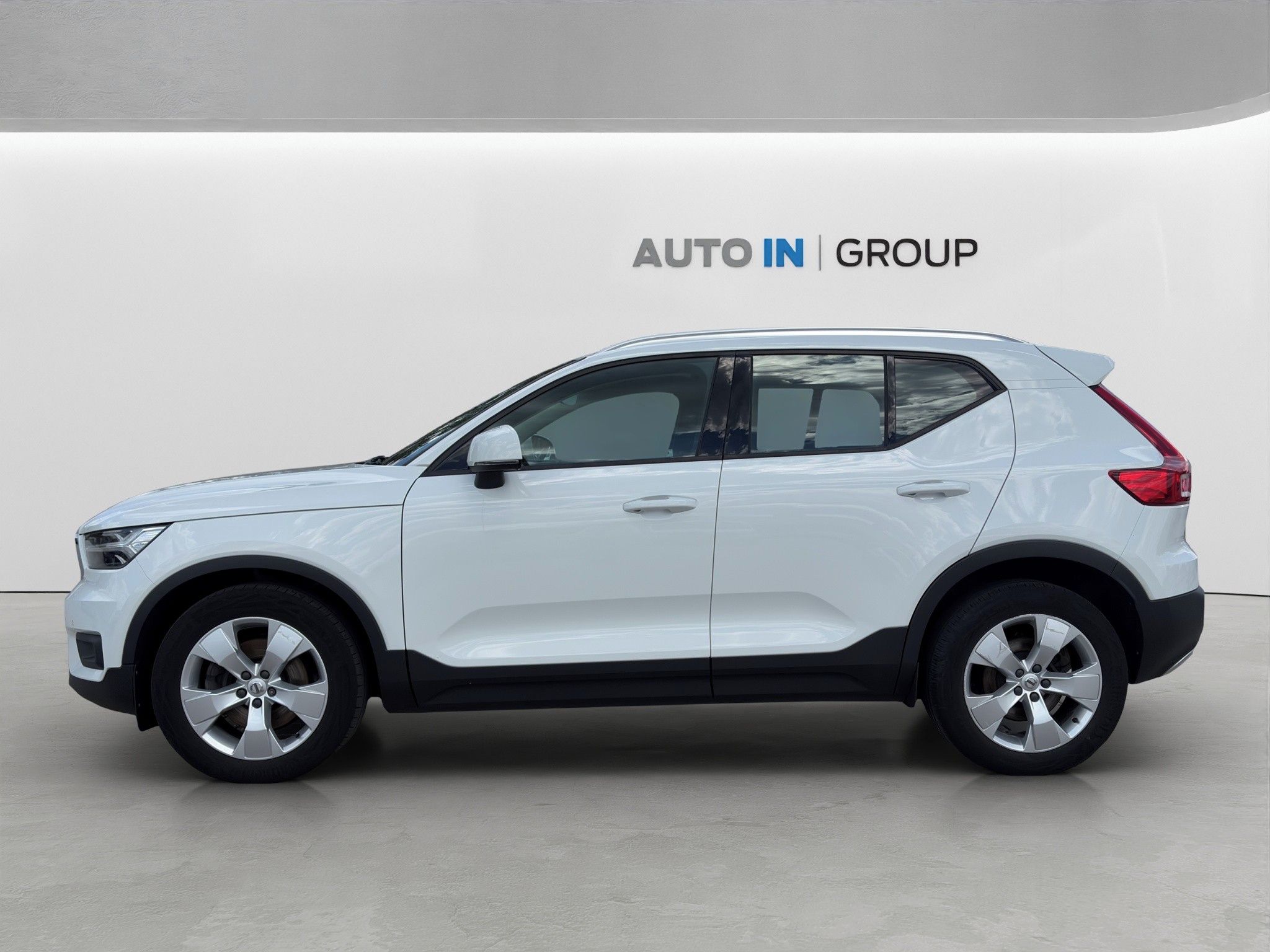 Volvo XC40, Momentum D3 AWD A/T - fotka 3