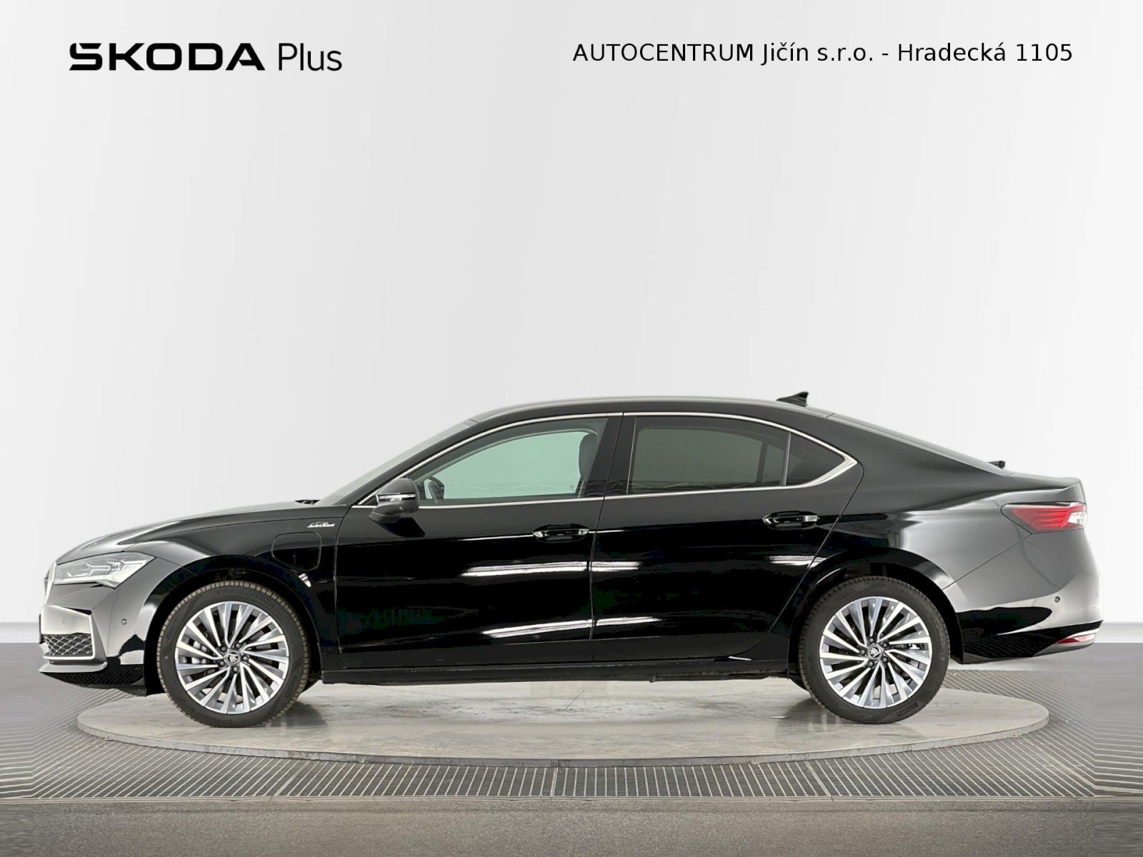 Škoda Superb, iV DSG 1.5TSI 150kW L&K - fotka 3