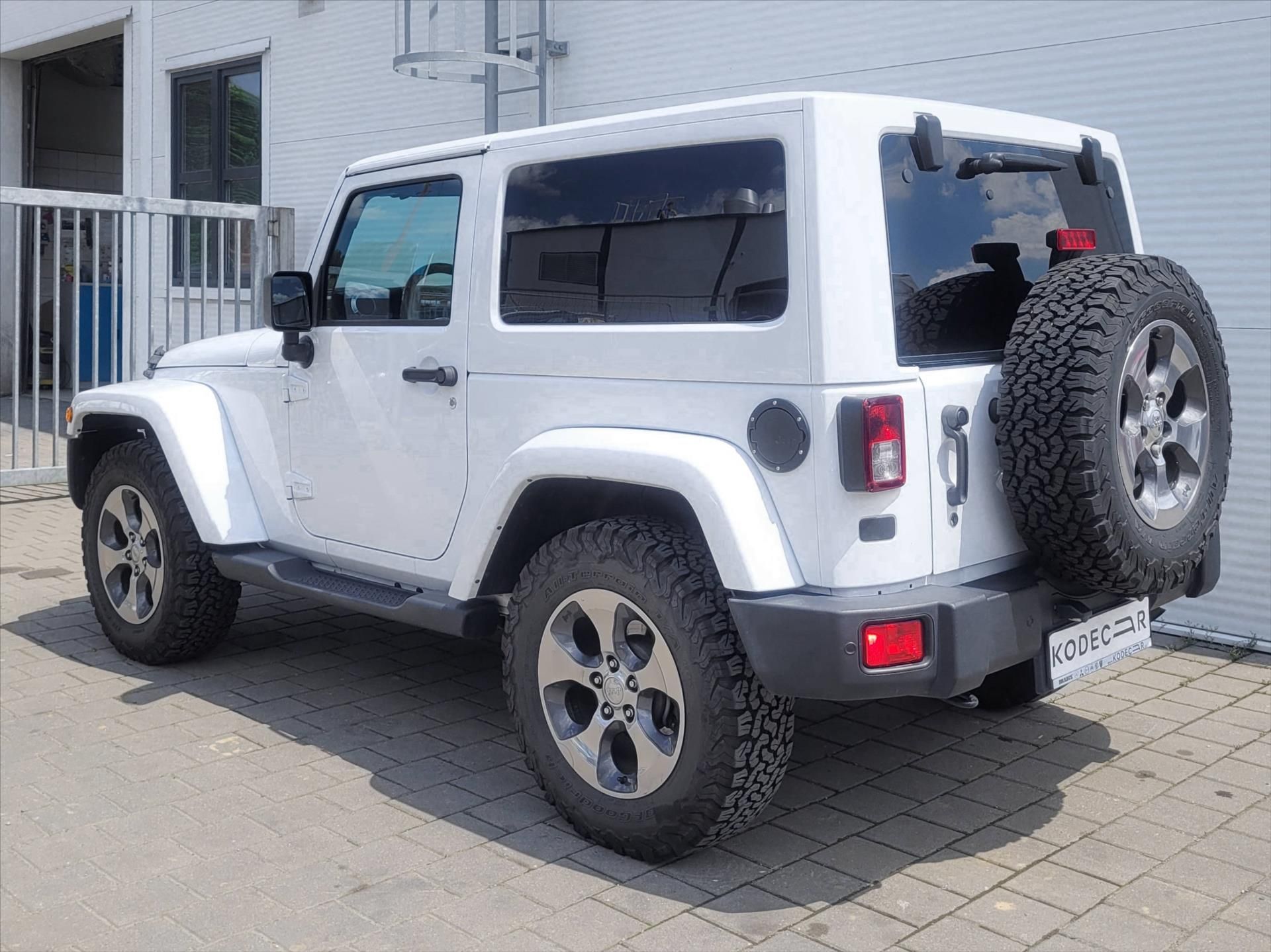 Jeep Wrangler, 3,6 V6 Unlimited Rubicon Auto - fotka 4