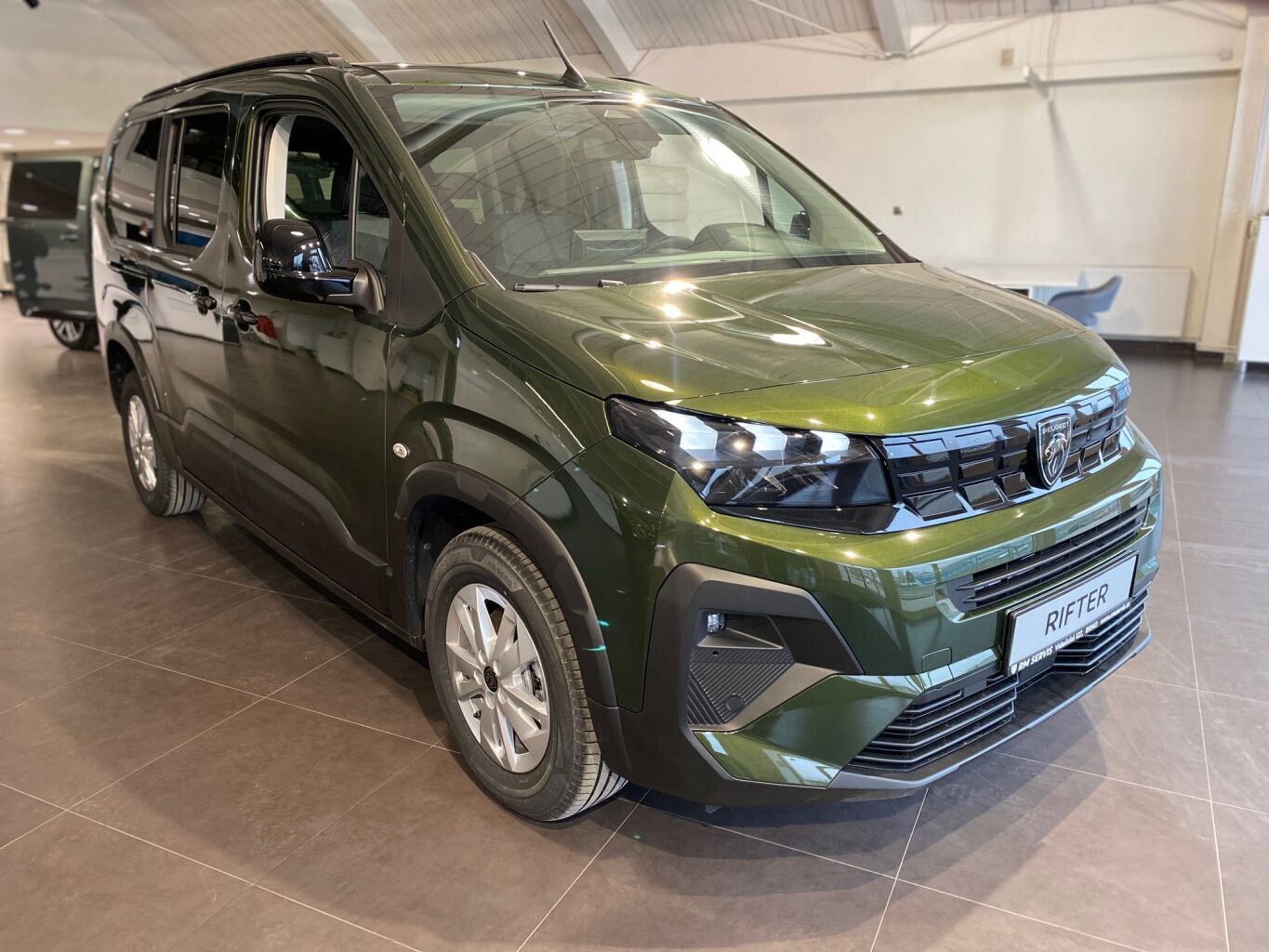 Peugeot Rifter, LONG ALLURE BlueHDi 130 MAN6 - - fotka 2