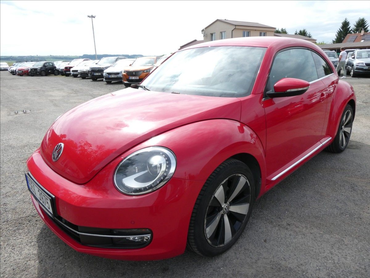 Volkswagen New Beetle, 1,2 TSi 77kW,2xpneu,auto klima - fotka 3