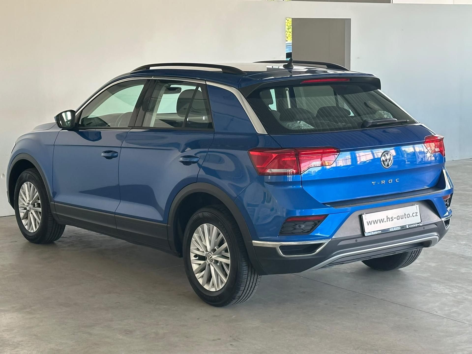 Volkswagen T-Roc, 1,6 TDi, 116HP,nová STK - fotka 4