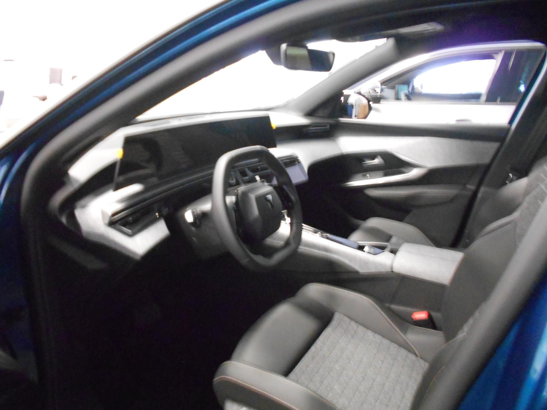 Peugeot 5008, GT Hybrid 145 e-DCS6 Summerblu - fotka 3
