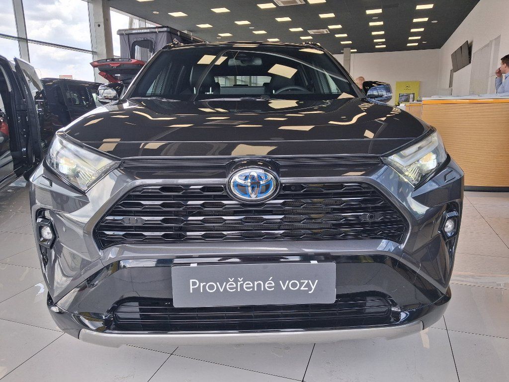 Toyota Rav4, 2.5HEV 131kW 2025 - fotka 2