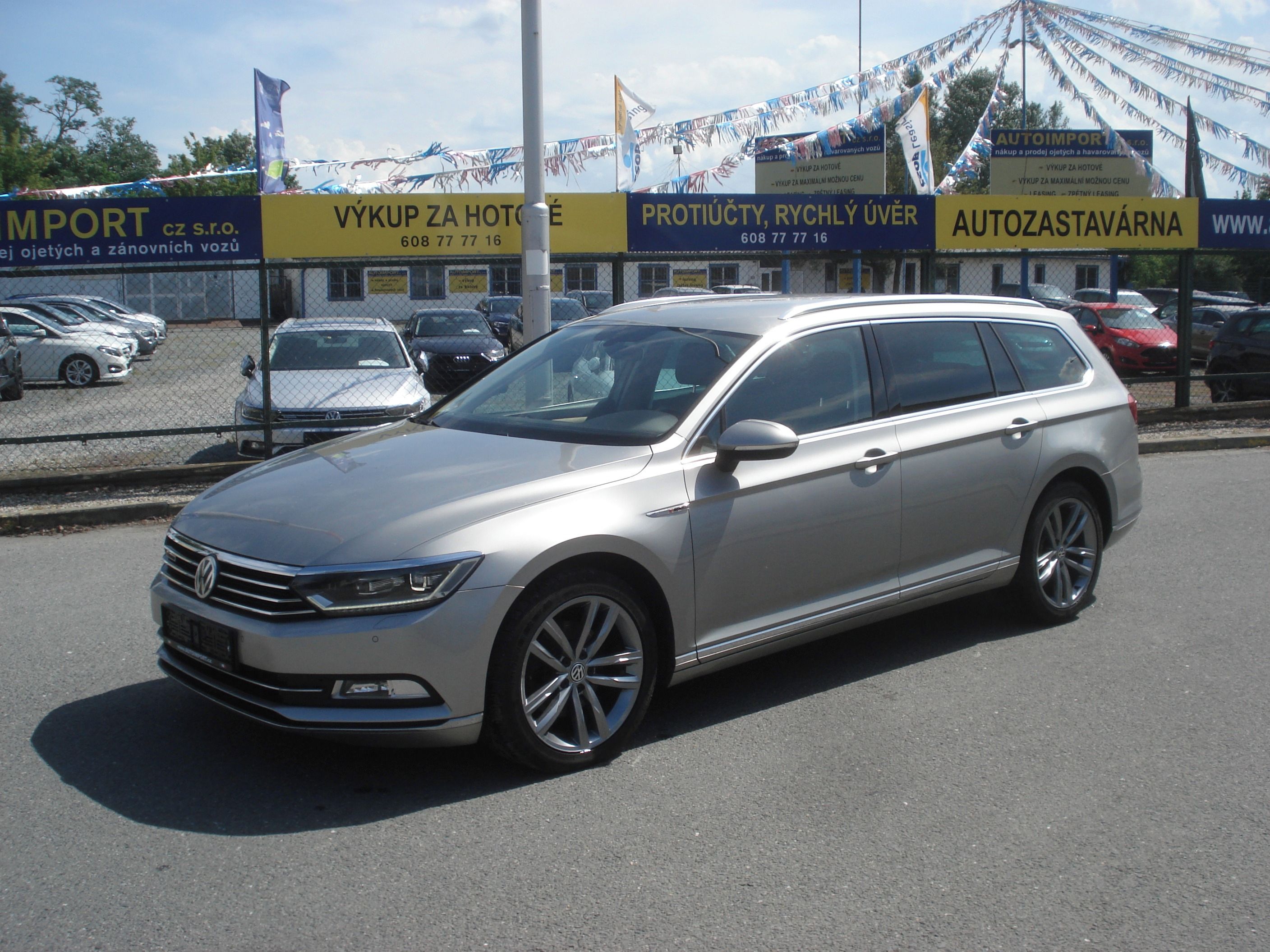 Volkswagen Passat, 2.0 TDi 4x4 140 KW HIGHLINE - fotka 2
