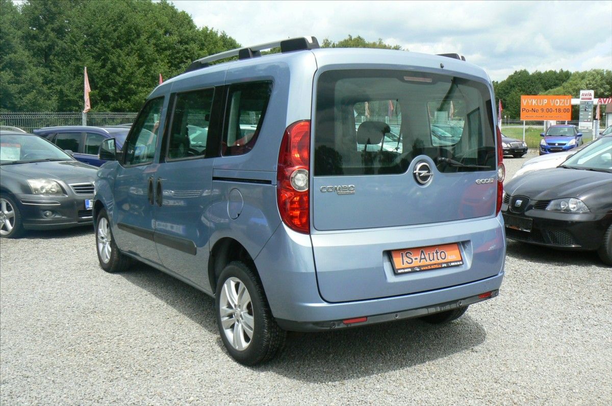 Opel Combo, 1,6 CDTi  ecoFLEX - fotka 3