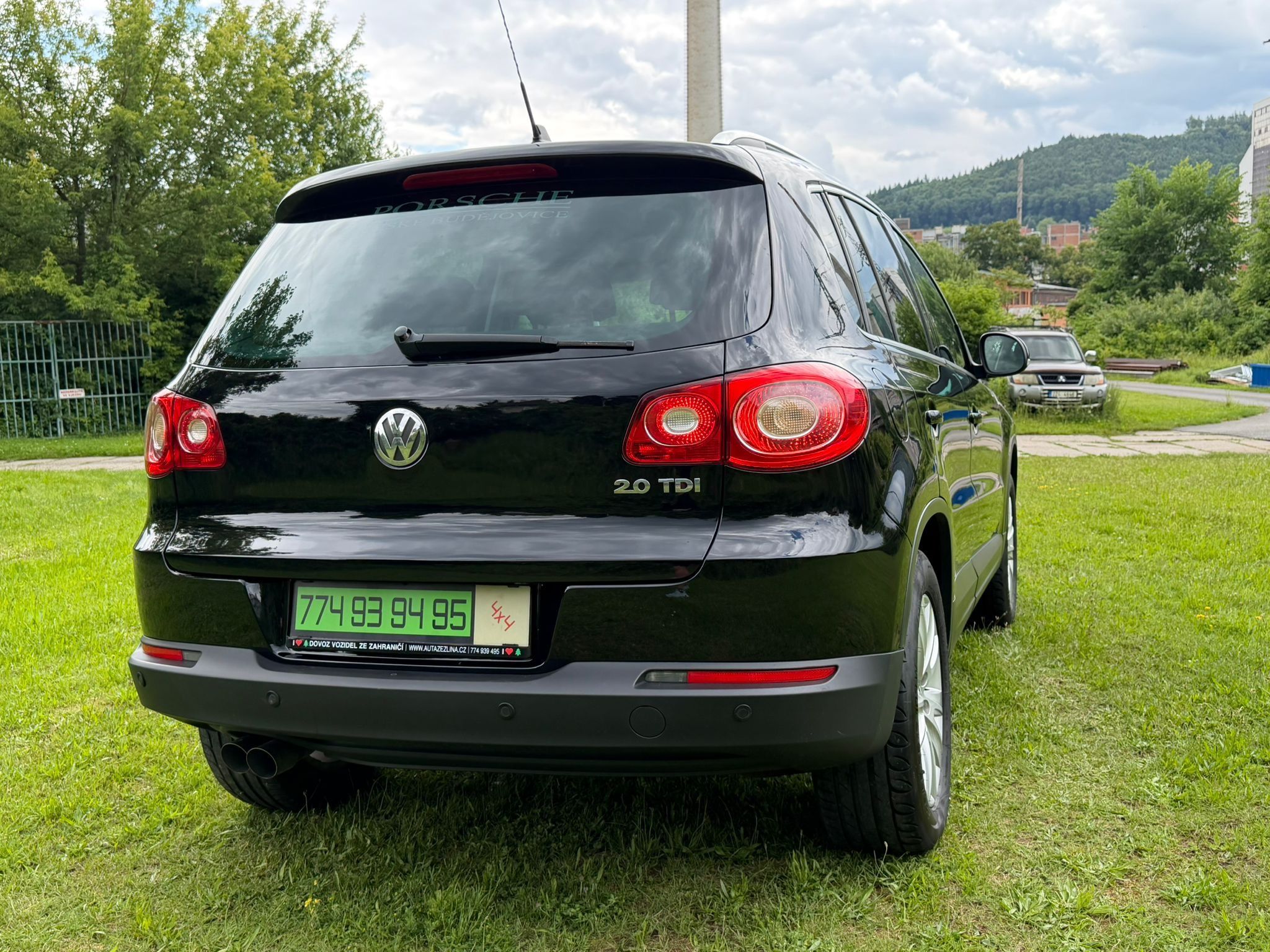 Volkswagen Tiguan, 2,0 TDI 4x4 - DSG, PARKPILOT - fotka 6