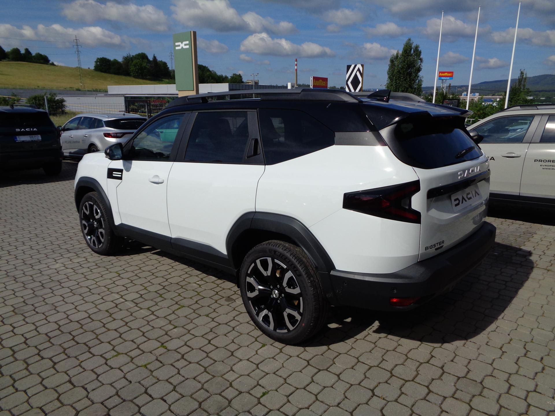 Dacia Bigster, journey hybrid 155 - fotka 4