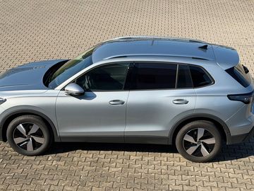 VW Tiguan 1,5 eTSI, zár. 5 let