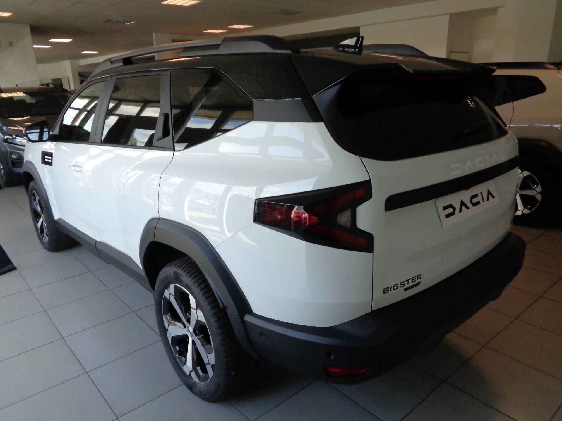 Dacia Bigster, journey hybrid-G 150 4x4 - fotka 2