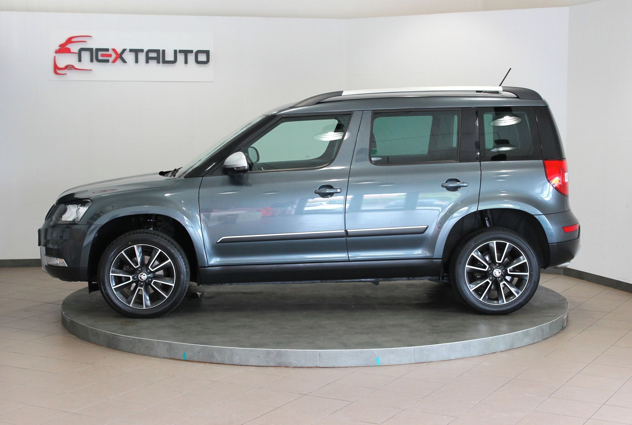 Škoda Yeti, 2.0 TDI 110kW 4x4 ADVENTURE - fotka 2