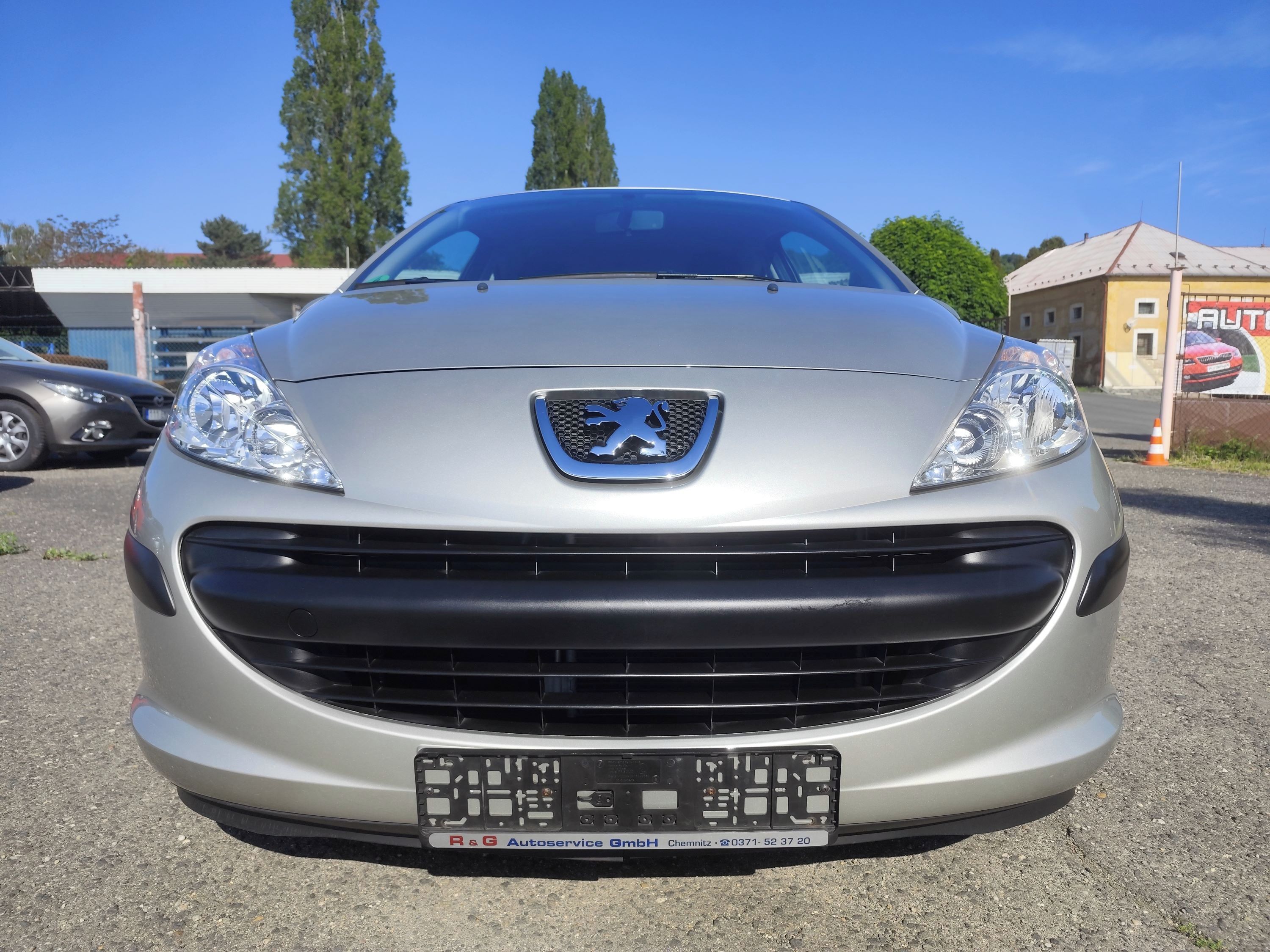Peugeot 207, 1.4i,16V,65kw.Pouze 45 300 km - fotka 2