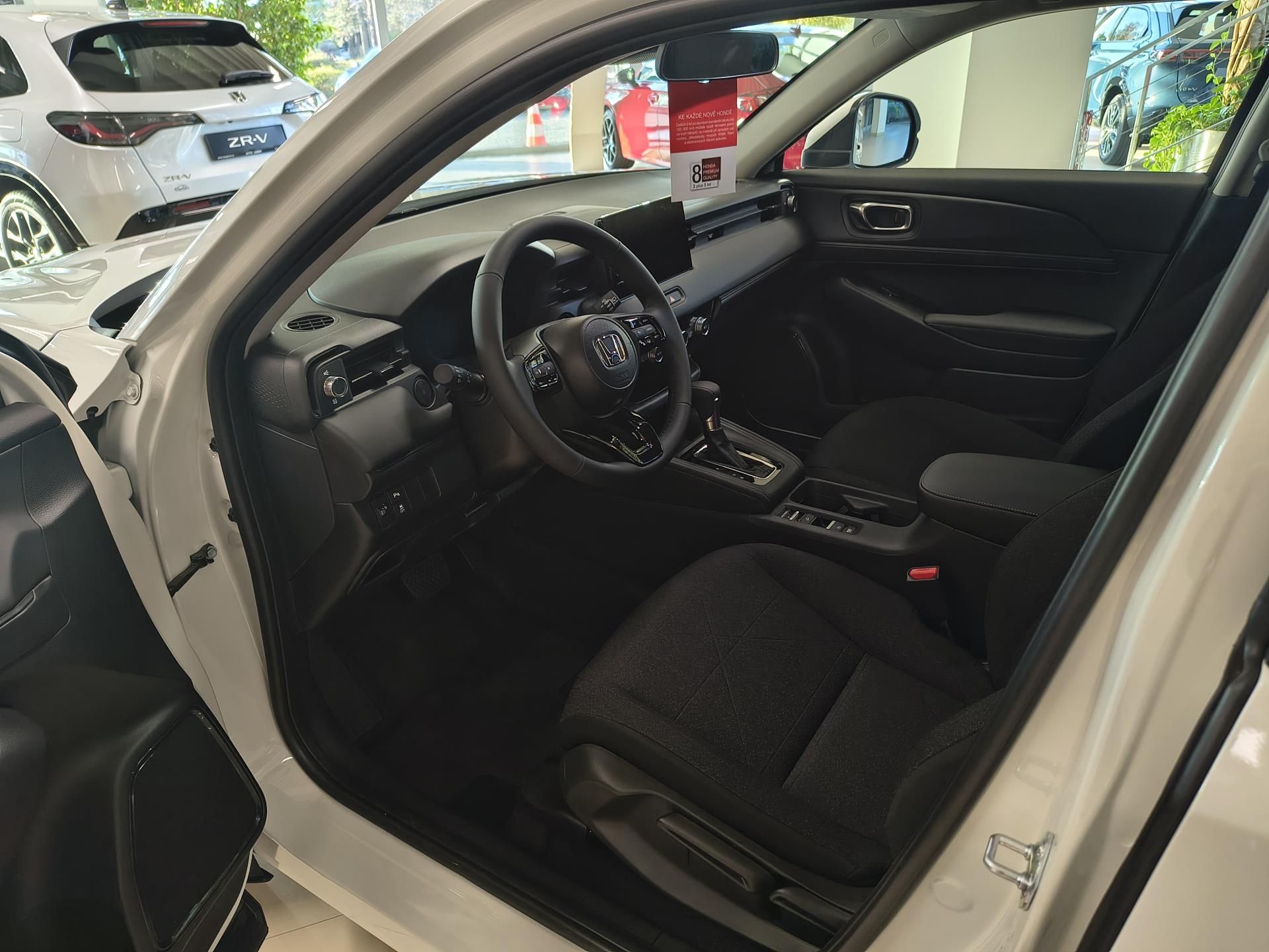 Honda HR-V, e:HEV 1.5 i-MMD Elegance 2027 - fotka 4