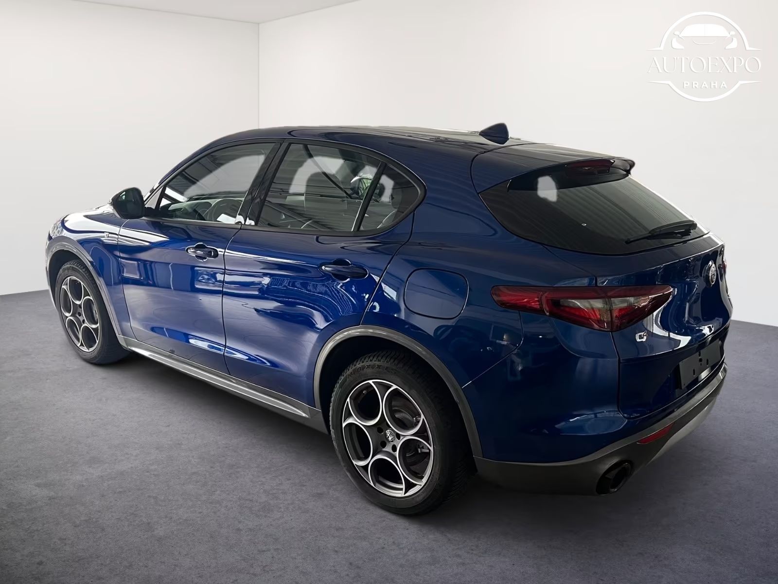 Alfa Romeo Stelvio, Q4 TI 2.0 AT8 16V 280 PS - fotka 4