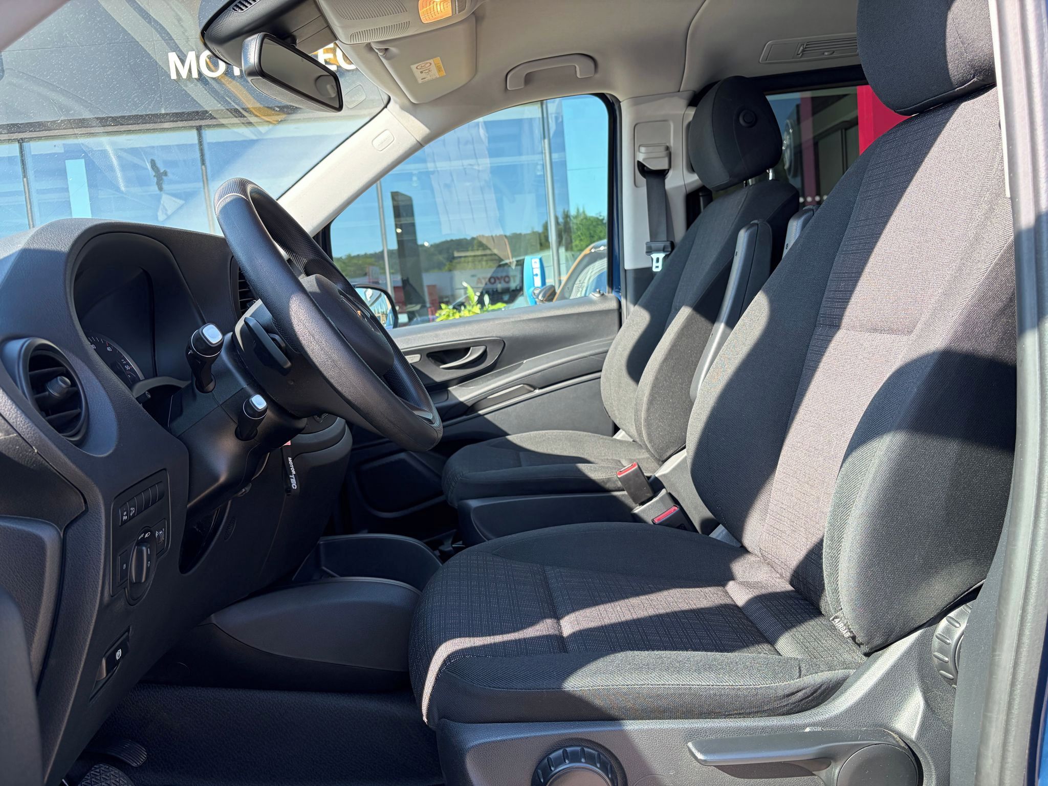 Mercedes-Benz Vito, 116 CDI 4Matic AT 8 míst Long - fotka 6