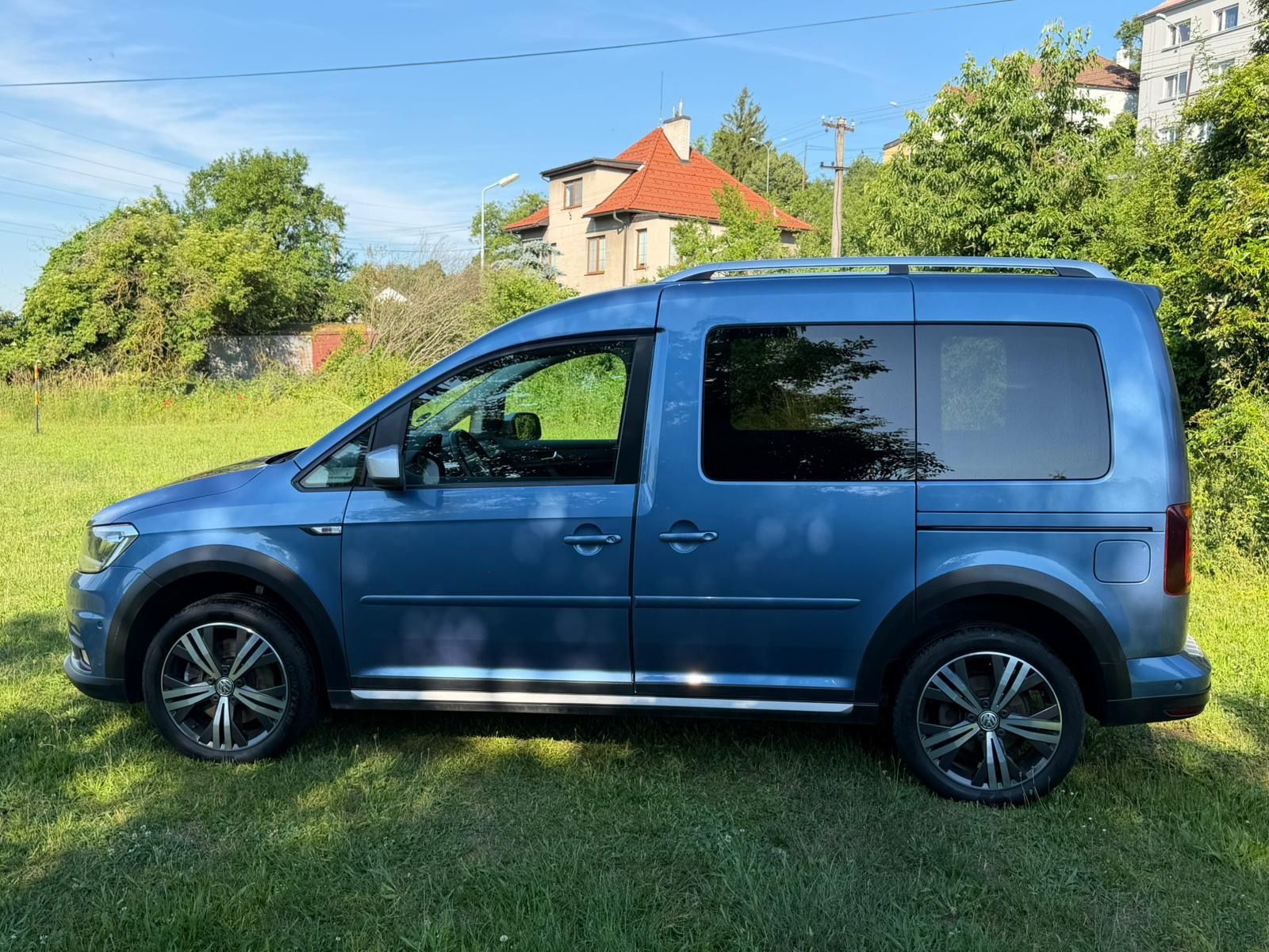 Volkswagen Caddy, ALLTRACK 2,0 TDI 4x4 -TOP STAV - fotka 4