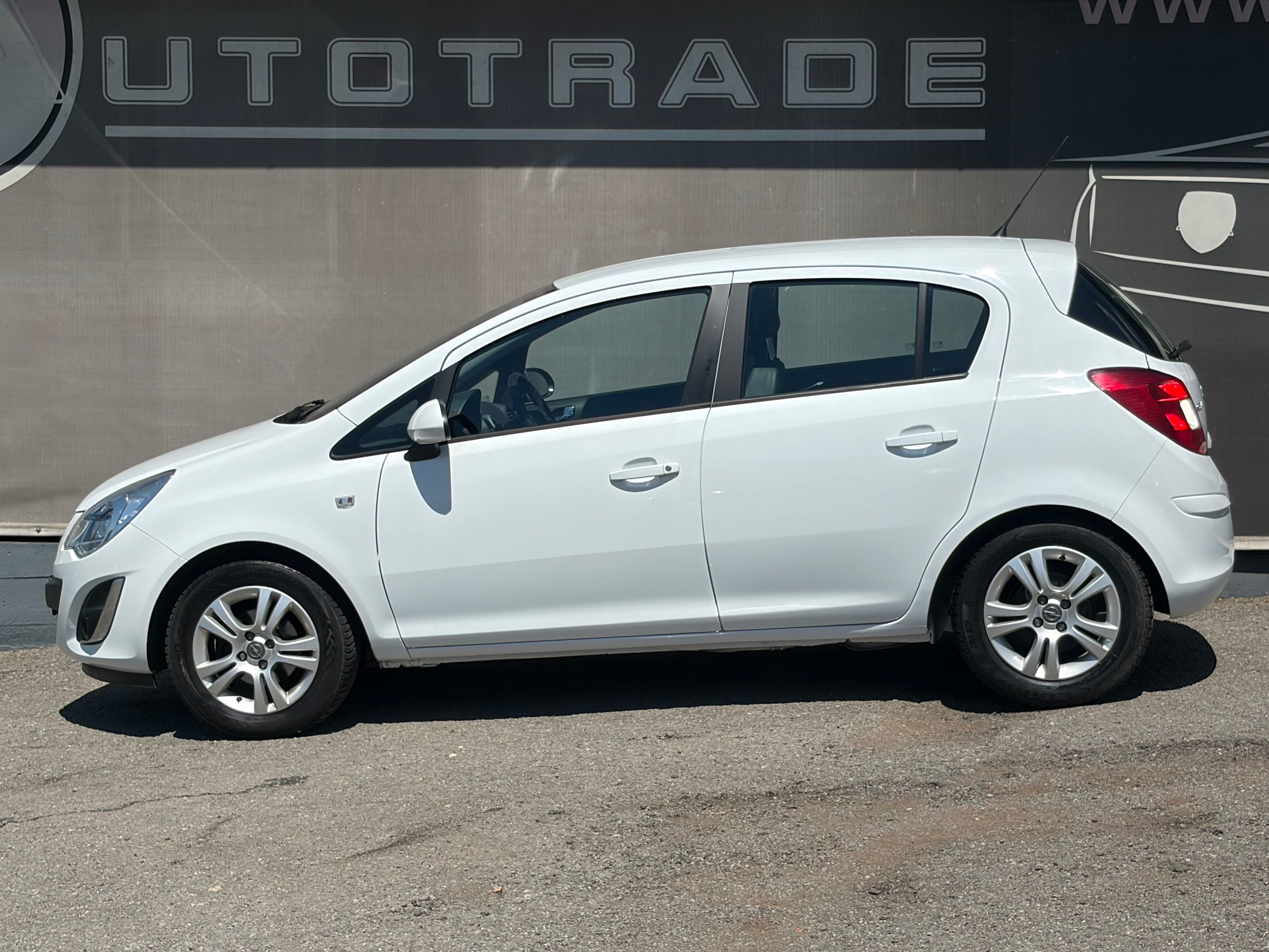 Opel Corsa, 1.2i 63kW, ČR, KLIMA, 80tis.KM - fotka 2