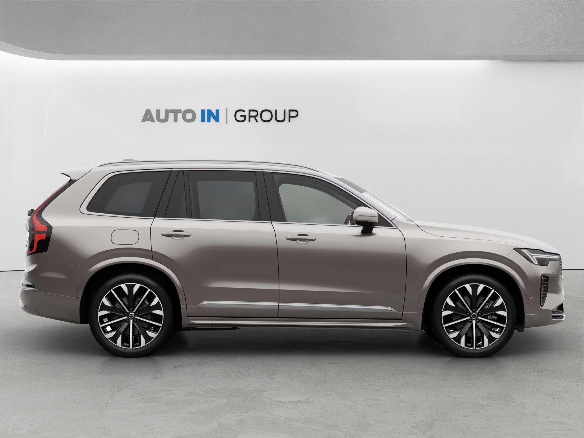 Volvo XC90, ULTRA B&W, vzduch. pod., 299kW - fotka 6