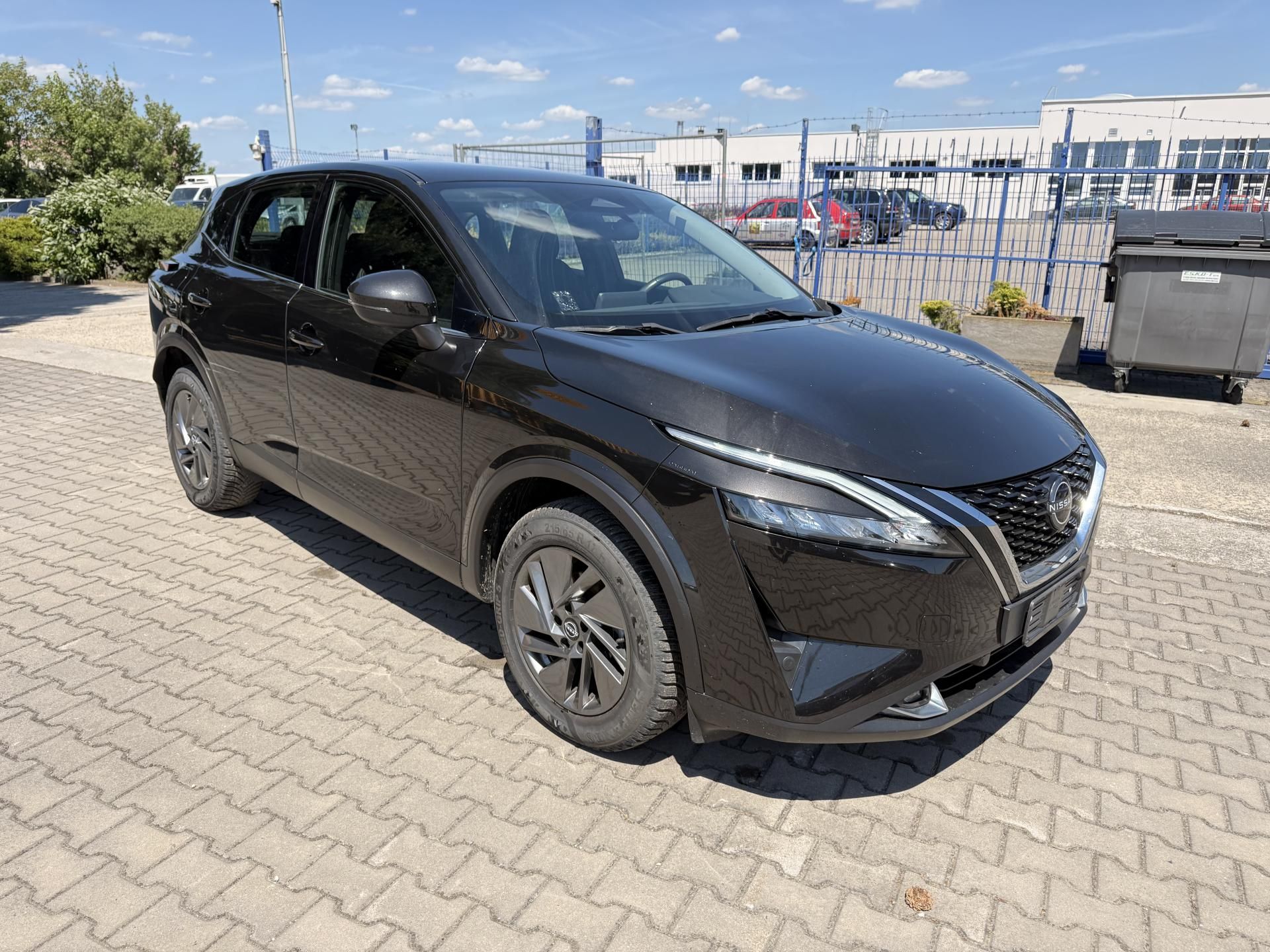 Nissan Qashqai, 1.3 MHEV,140PS,ZÁRUKA