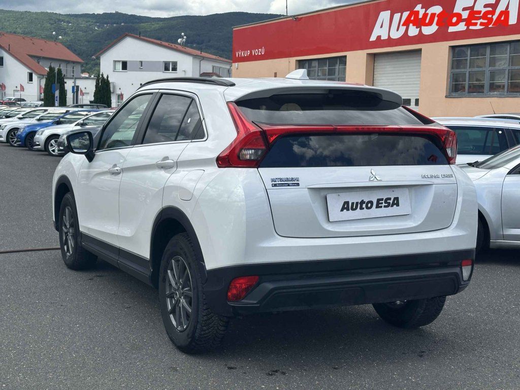 Mitsubishi Eclipse Cross, 1.5 i - fotka 6