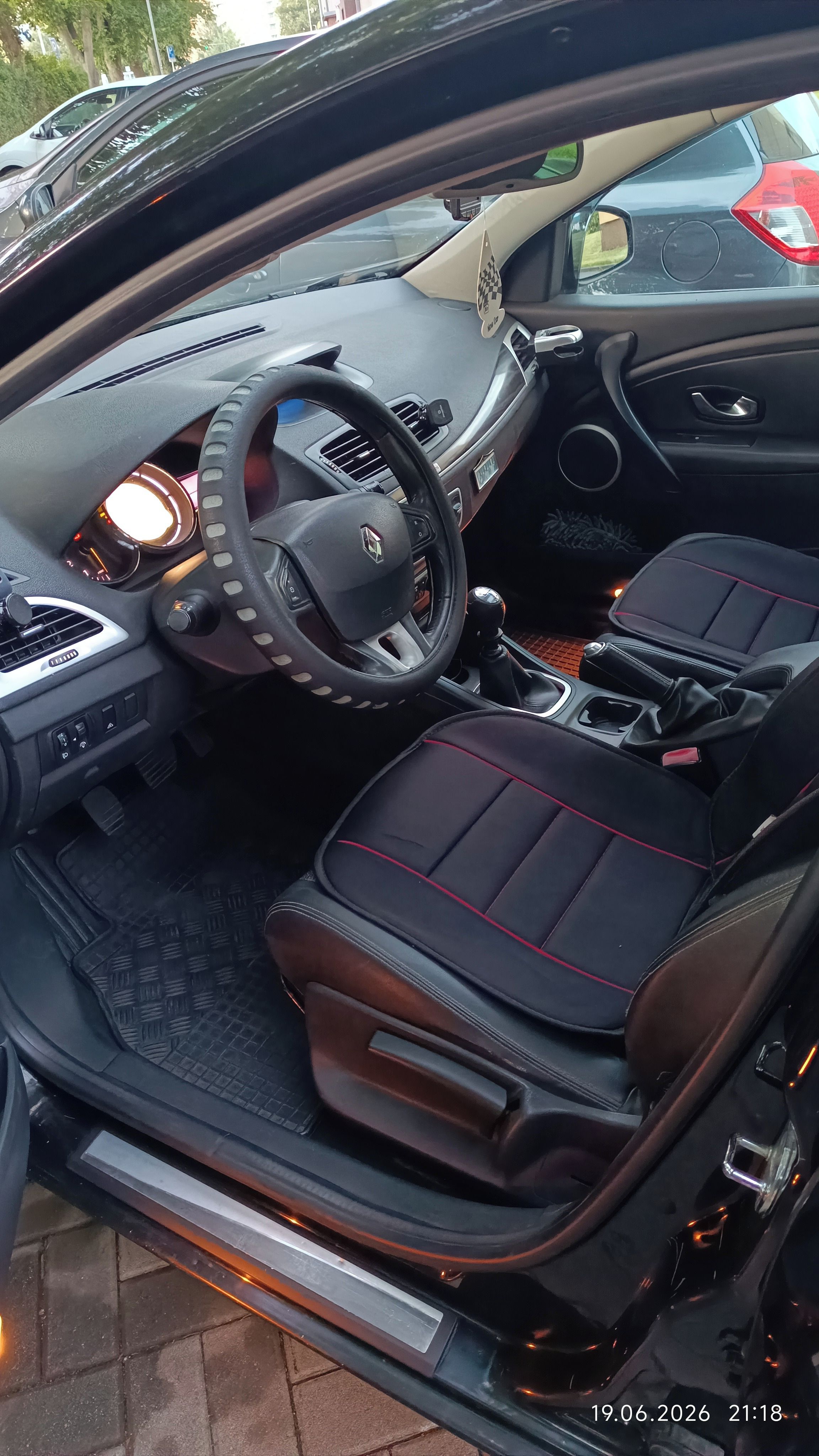 Renault Mégane, Renault Mégane III 1.9 dCi - fotka 5