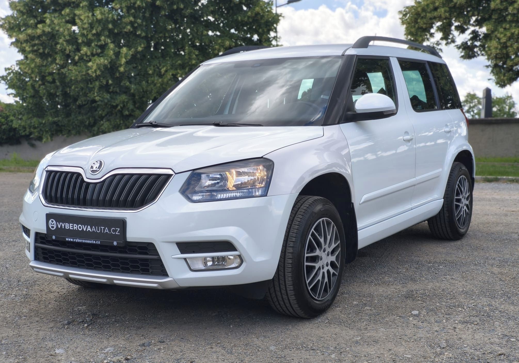 Škoda Yeti, 1.2 TSI 81kW/DSG/ Výhřev/Tažné - fotka 2