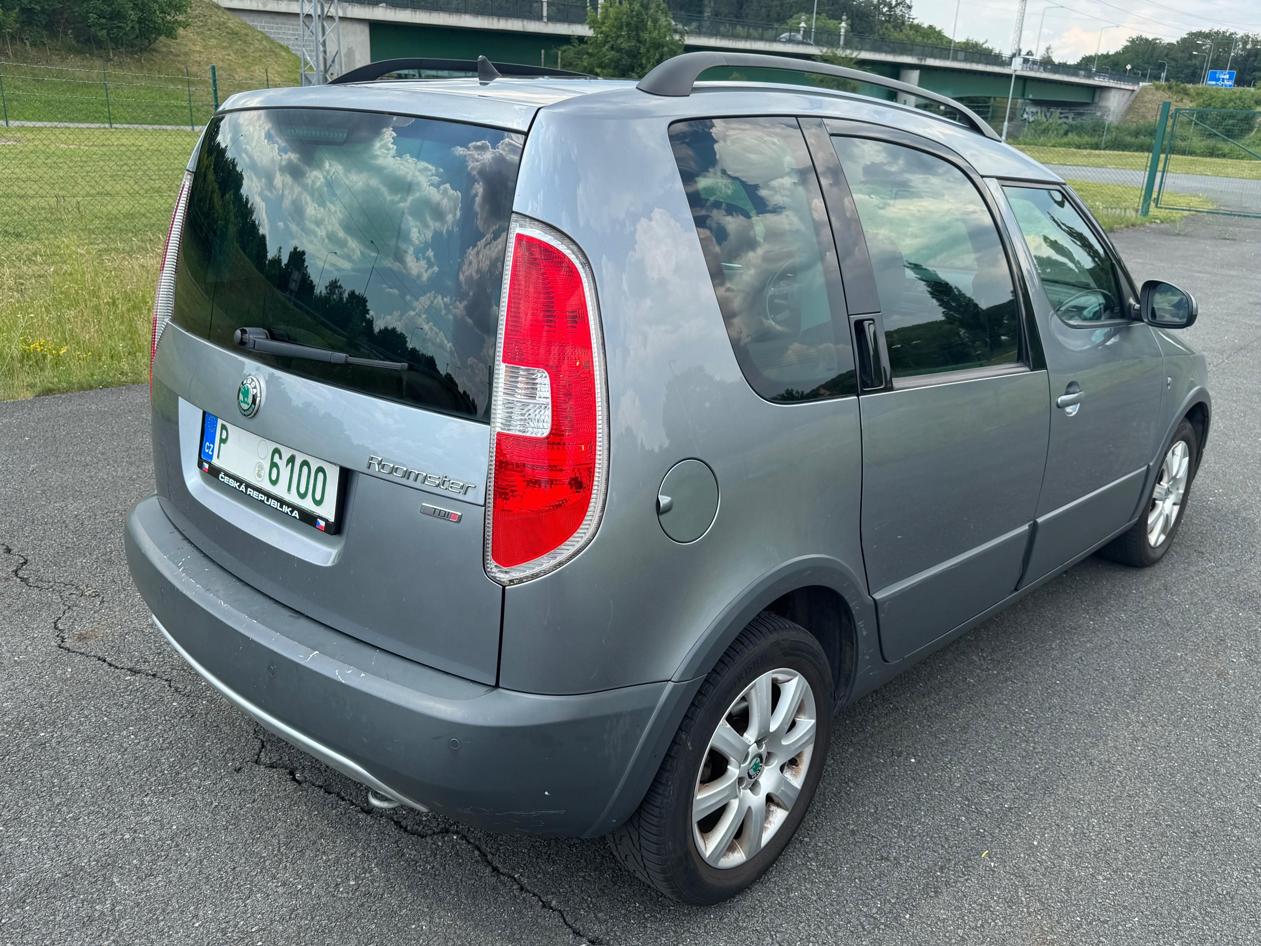 Škoda Roomster, SCOUT 1.6TDI - fotka 4