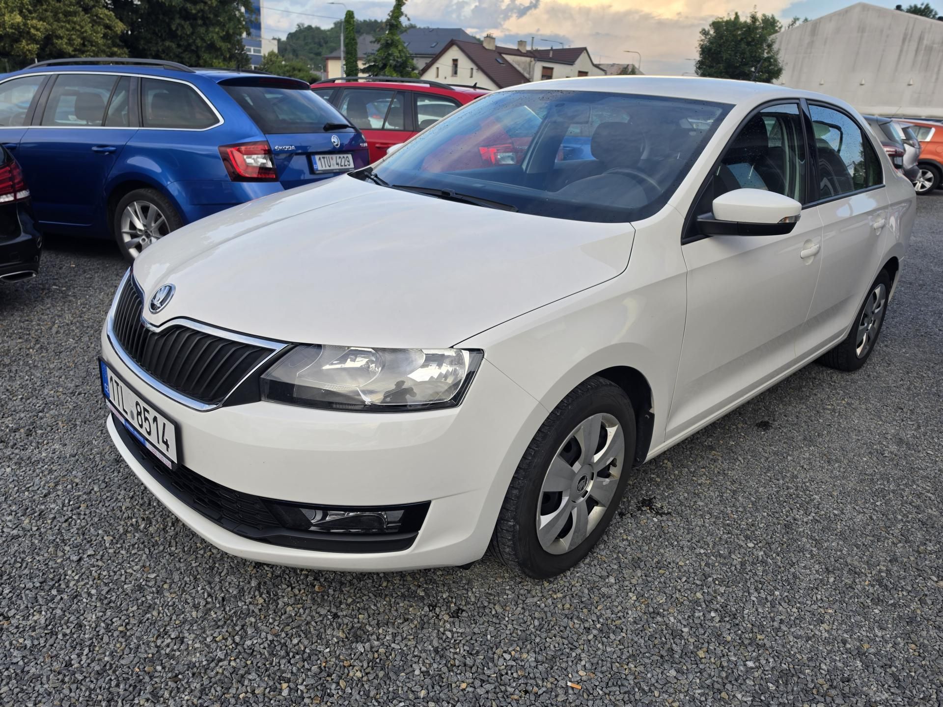 Škoda Rapid, 1.0 TSi 64tkm - fotka 2