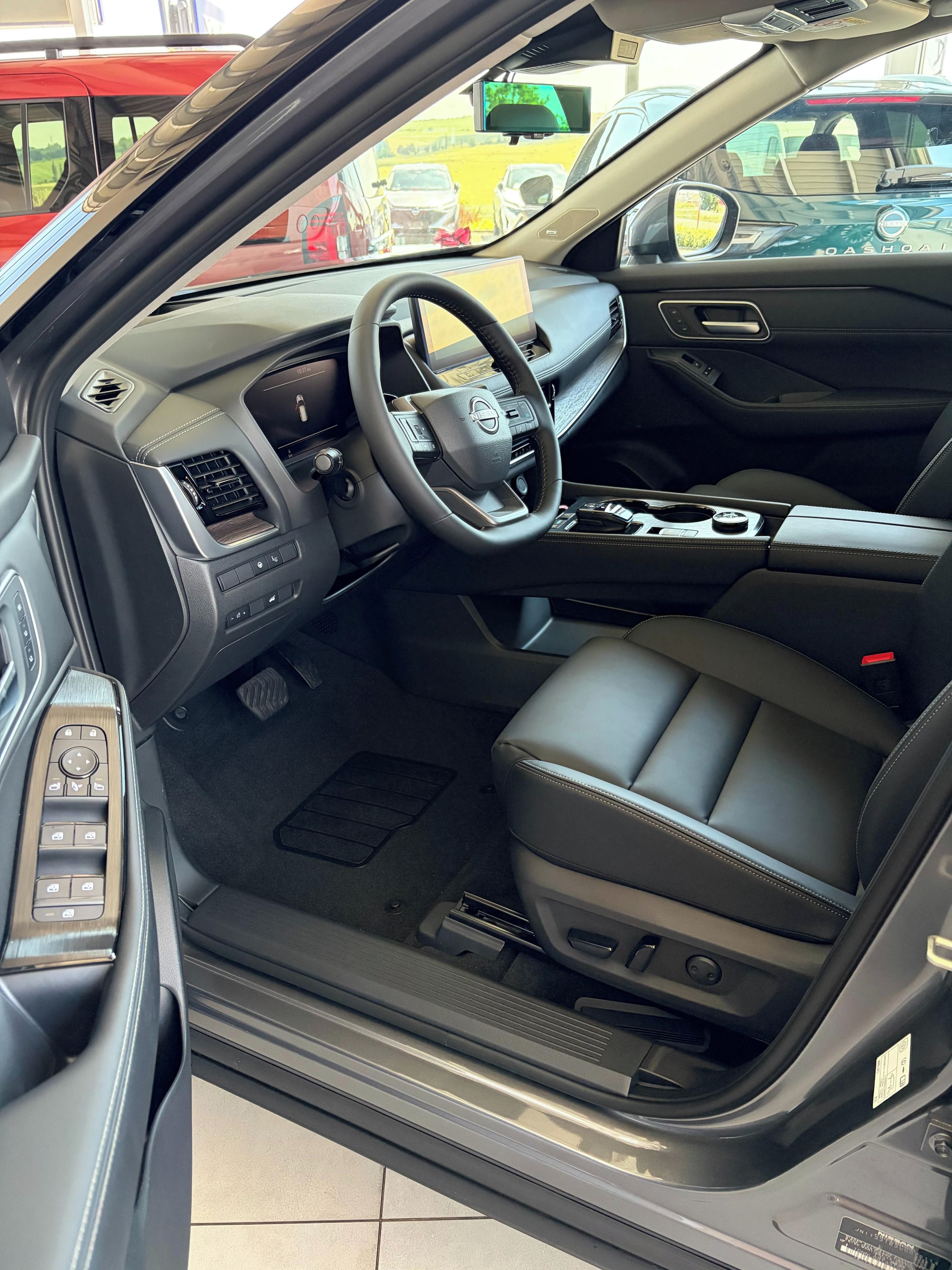 Nissan X-Trail, e-POWER e-4ORCE TEKNA 157kW - fotka 6