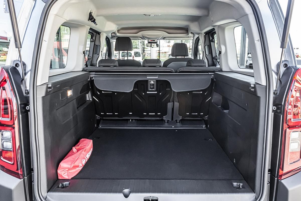 Citroën Berlingo, 1,5 XL PLUS 130k +kamera +zima - fotka 5