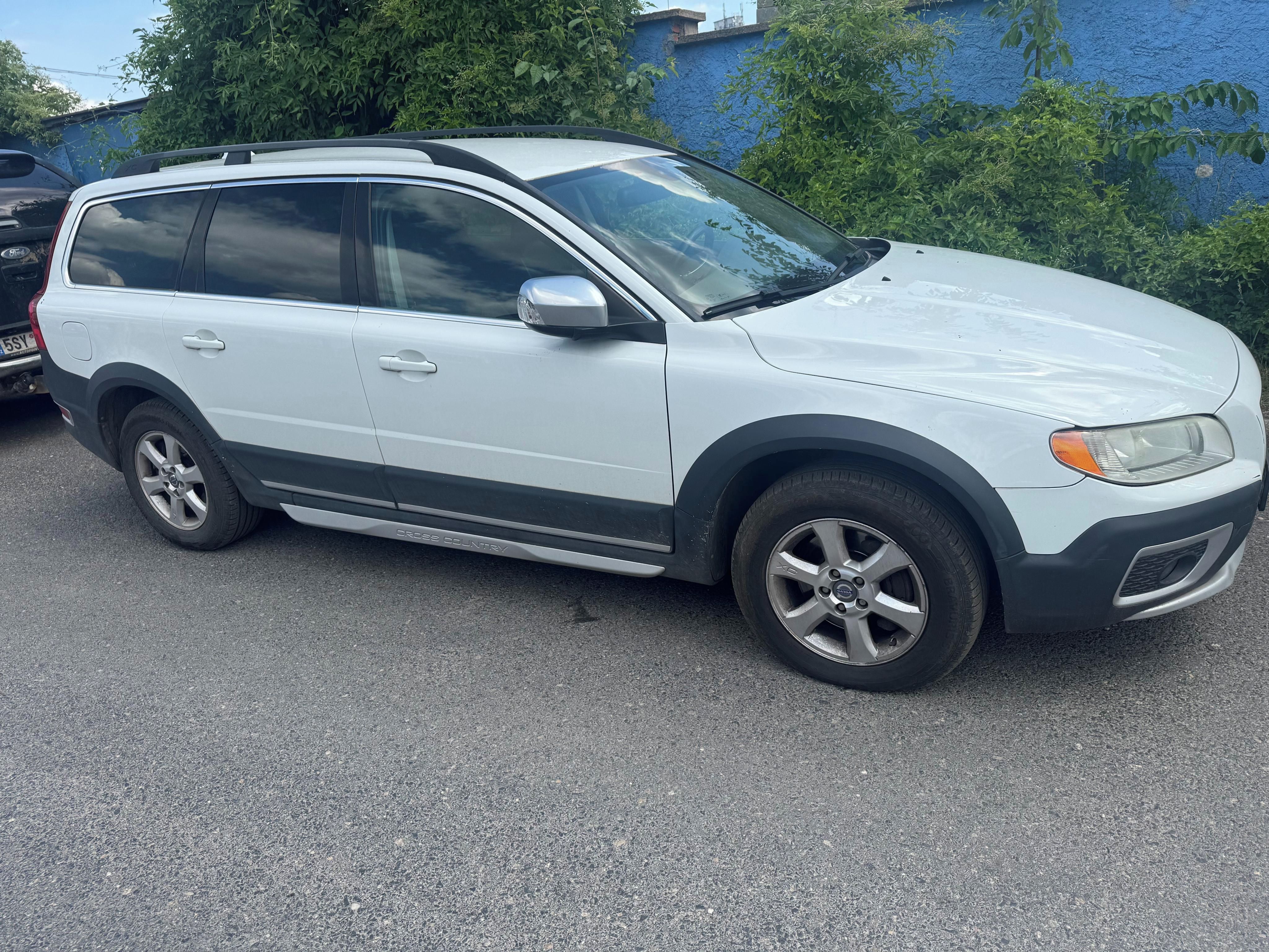 Volvo XC70