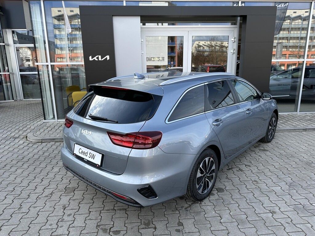 Kia Cee´d, 1,5 T-GDi 103 kW TOP - fotka 3