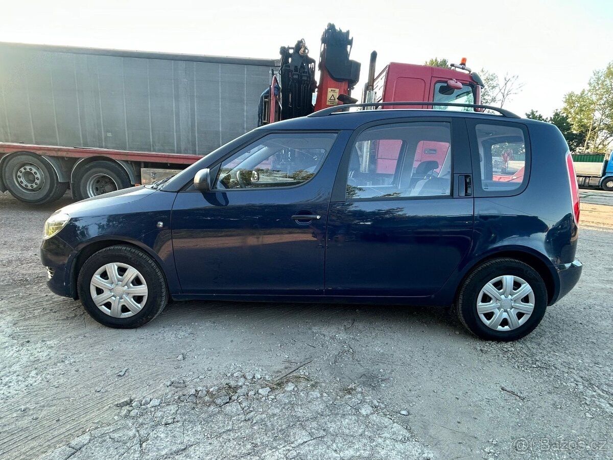 Škoda Roomster, 86 000km,2010,1.2TSI,63kW - fotka 3
