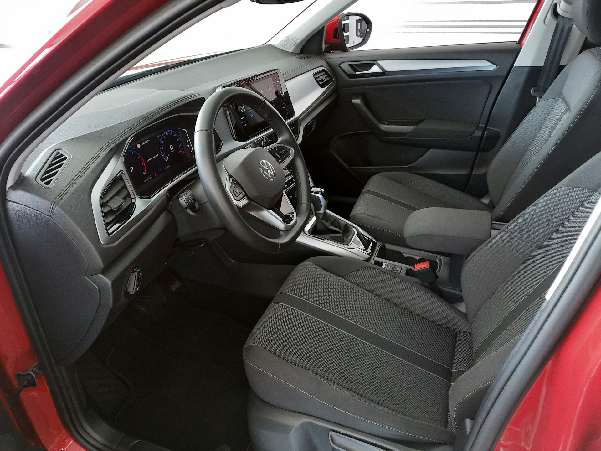 Volkswagen T-Roc, 1.5 TSI (110kW/150k) DSG, Life - fotka 6
