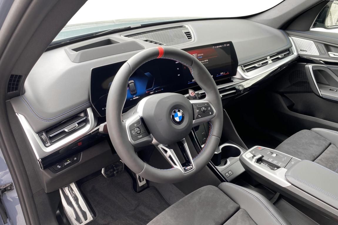 BMW X1, M35i xDrive - fotka 3