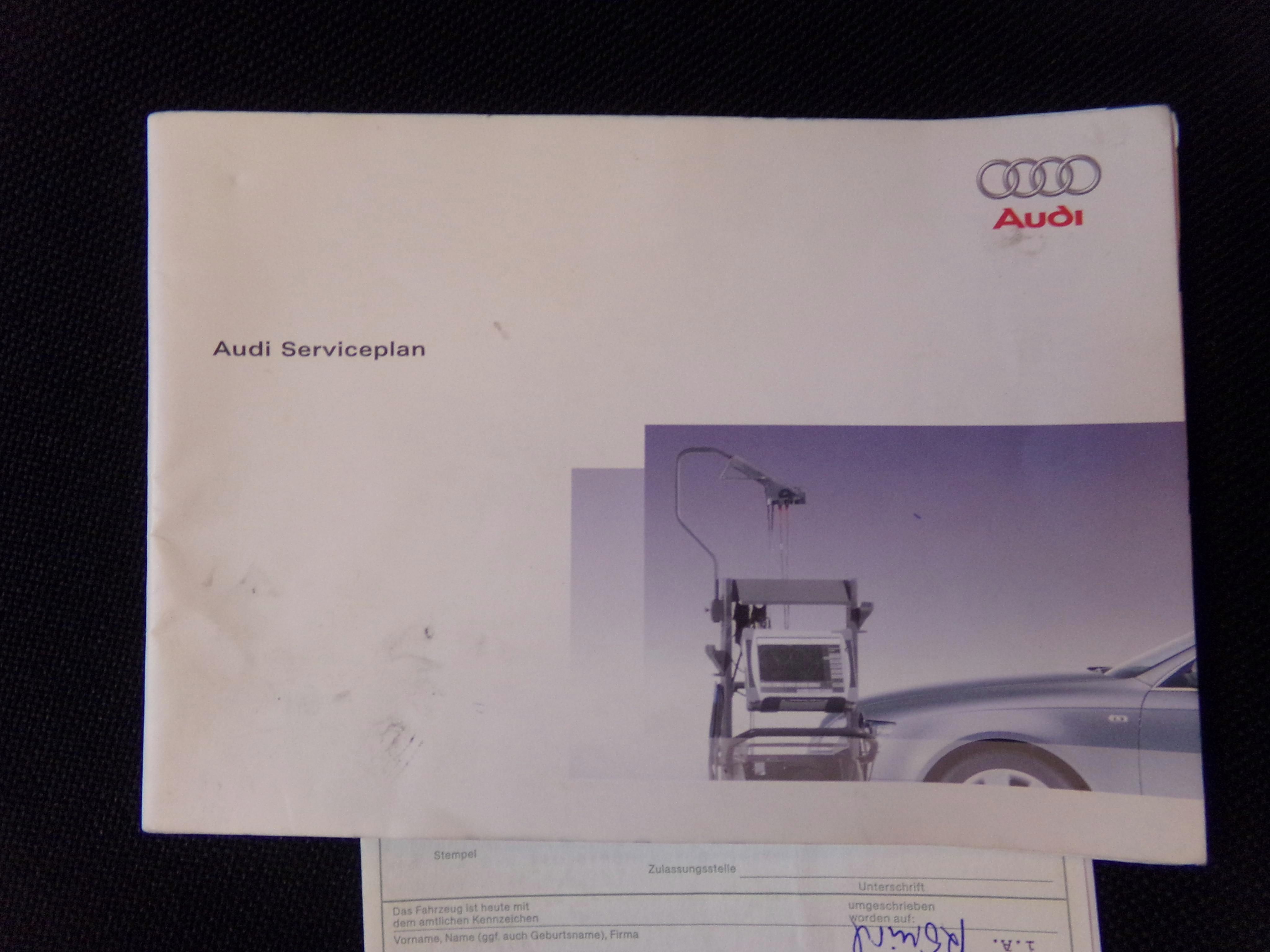 Audi A4, 1.6 MPi AMBITION - fotka 3