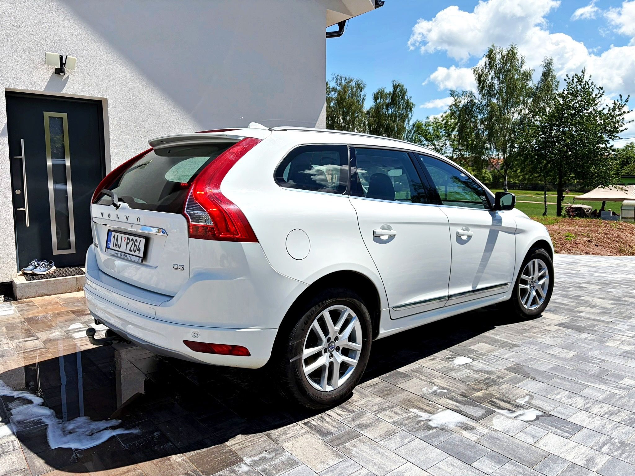 Volvo XC60, D3 Summum Aut TZ nehav DPH - fotka 3