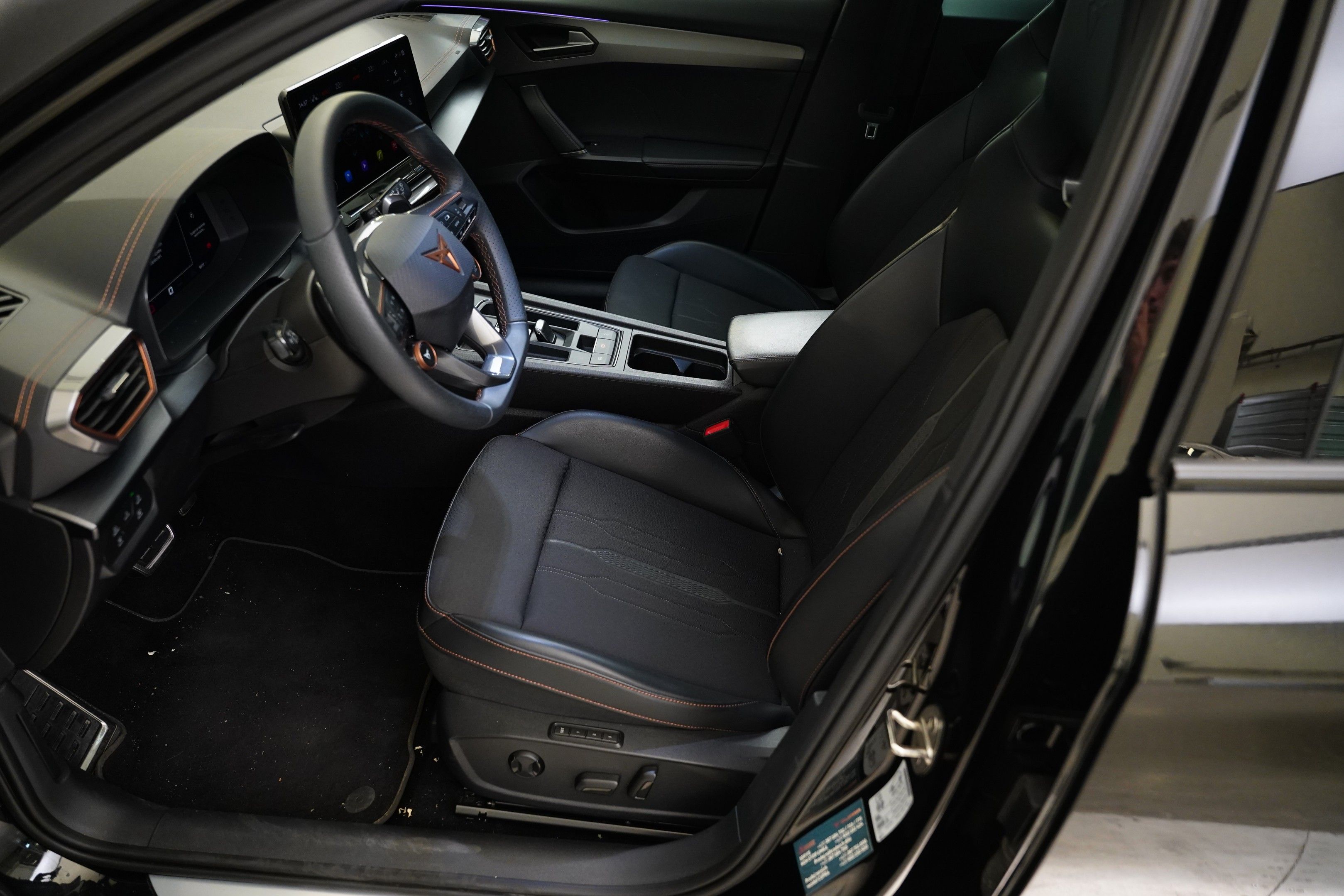 Cupra Formentor, 2.0 TSI 228 kW VZ DSG 4x4 - fotka 6