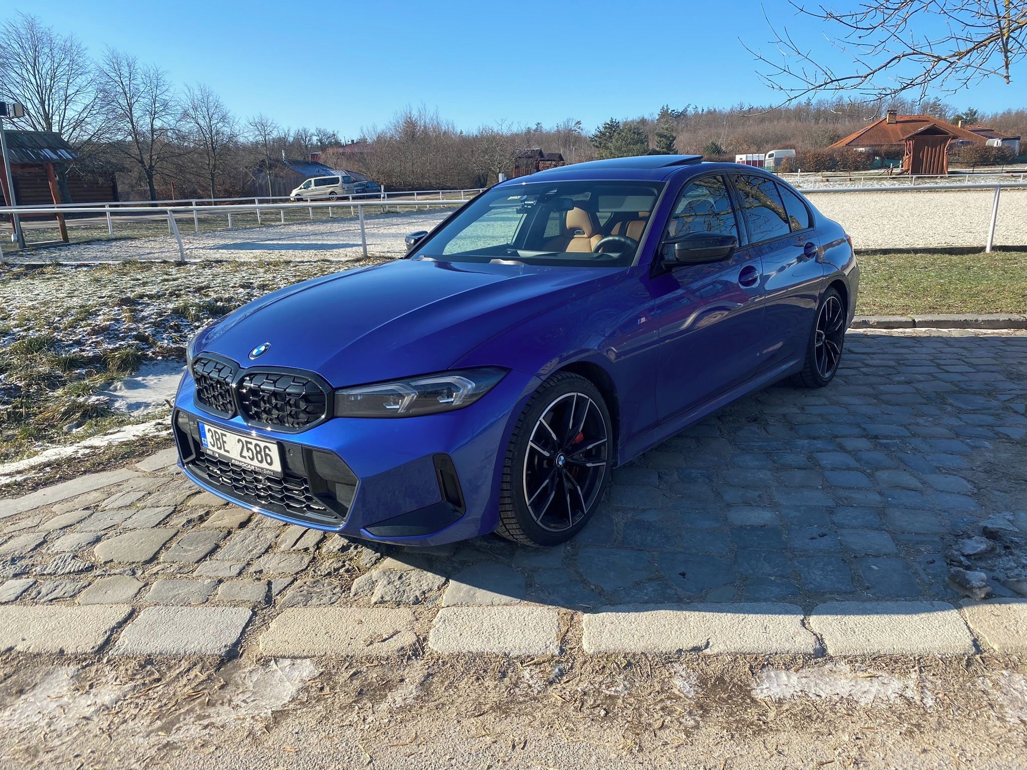 BMW Řada 3, M340i - fotka 4