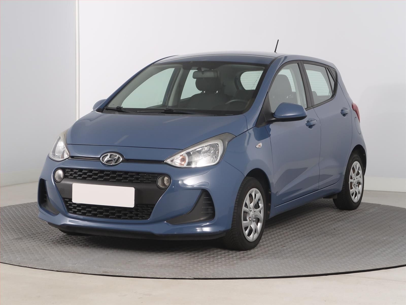 Hyundai i10, 1.0, Klima, El. okna - fotka 2