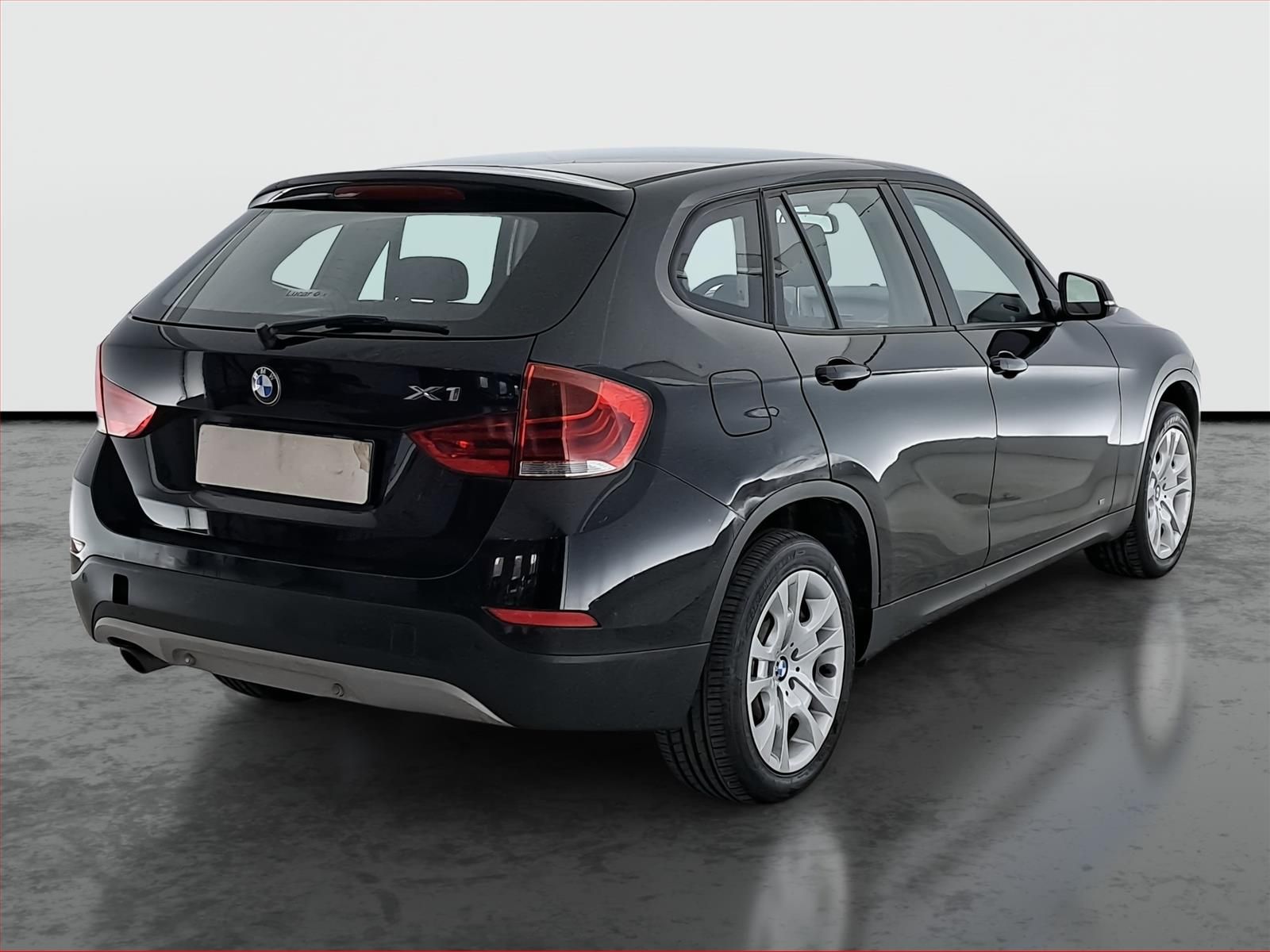 BMW X1, sDrive16d, Automatická klima - fotka 5