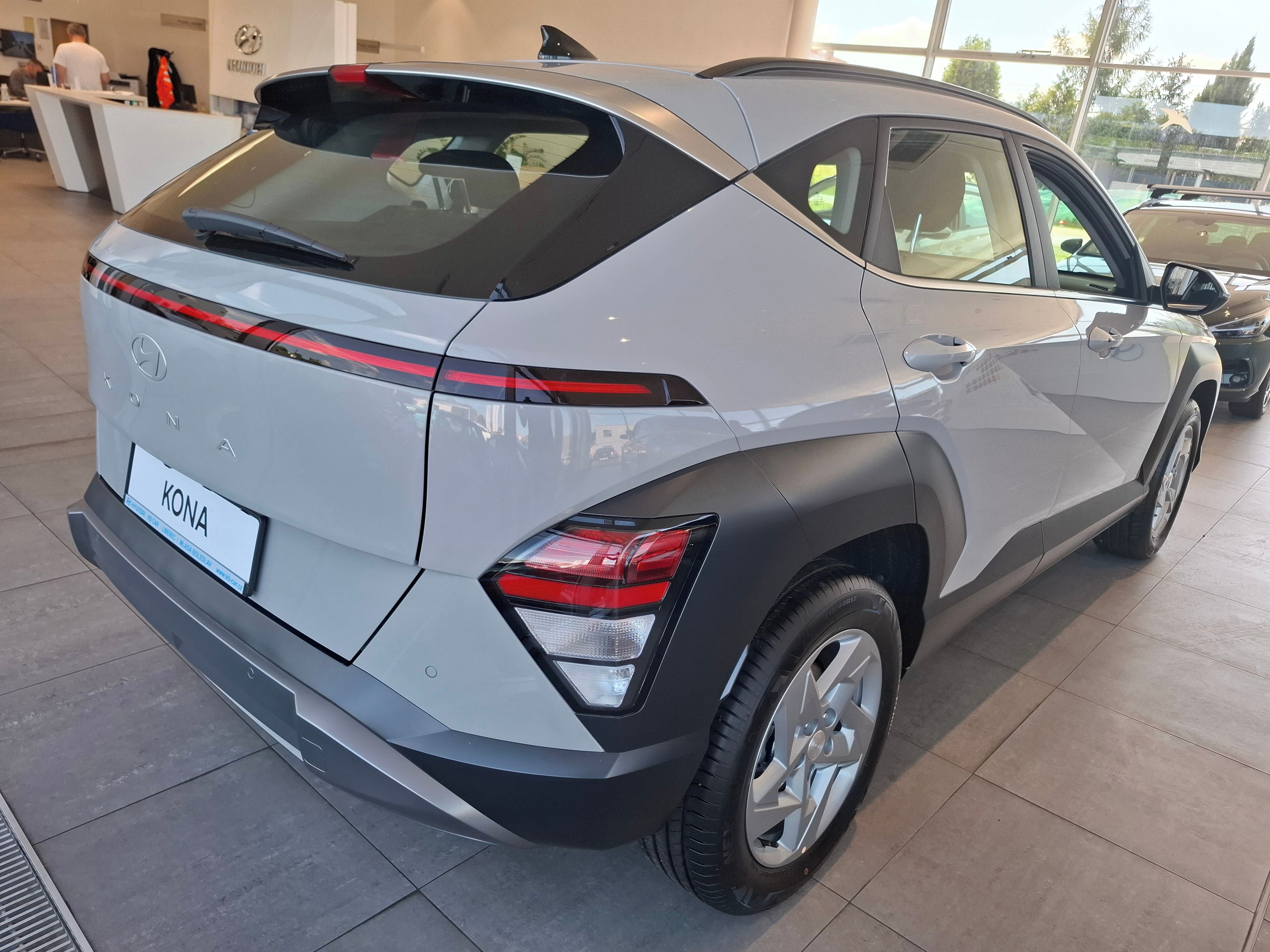 Hyundai Kona, 1,6TGDI 110kW SMART FWD DCT - fotka 4