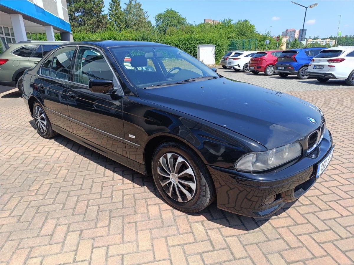 BMW Řada 5, 2,5 525d E39 - fotka 4