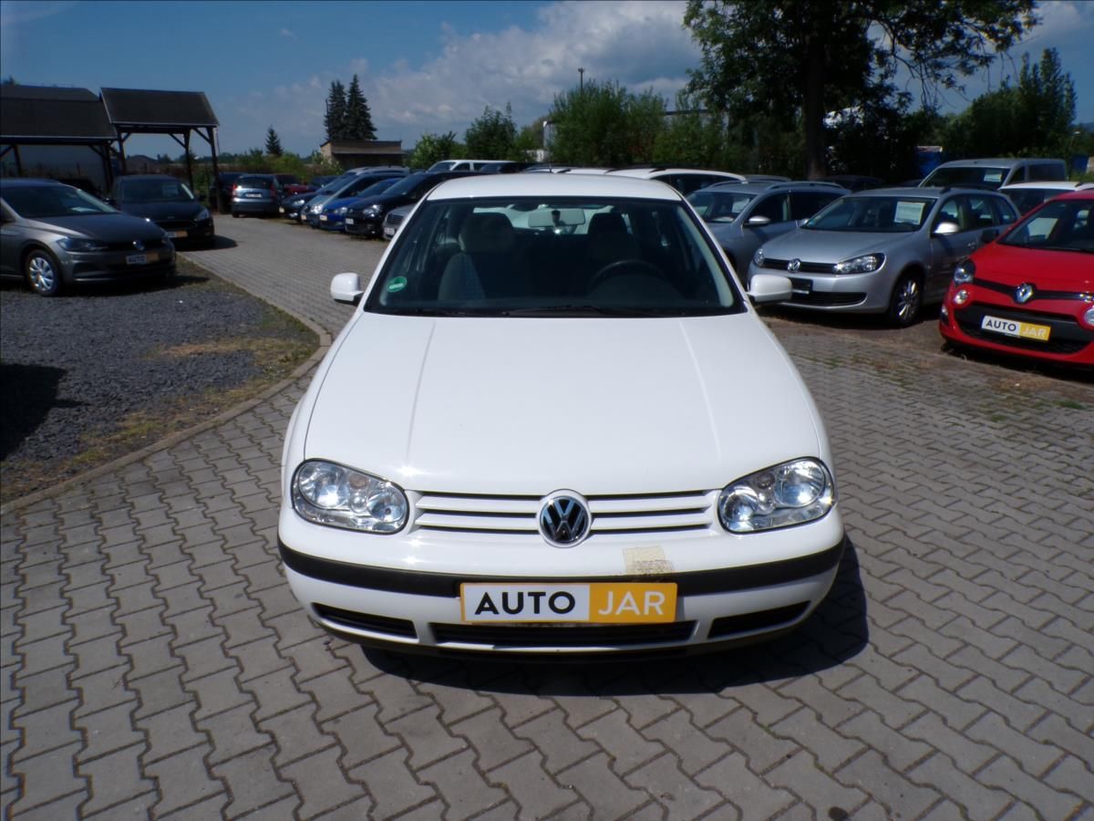 Volkswagen Golf, 1,4 16V  DIGI.KLIMA - fotka 3