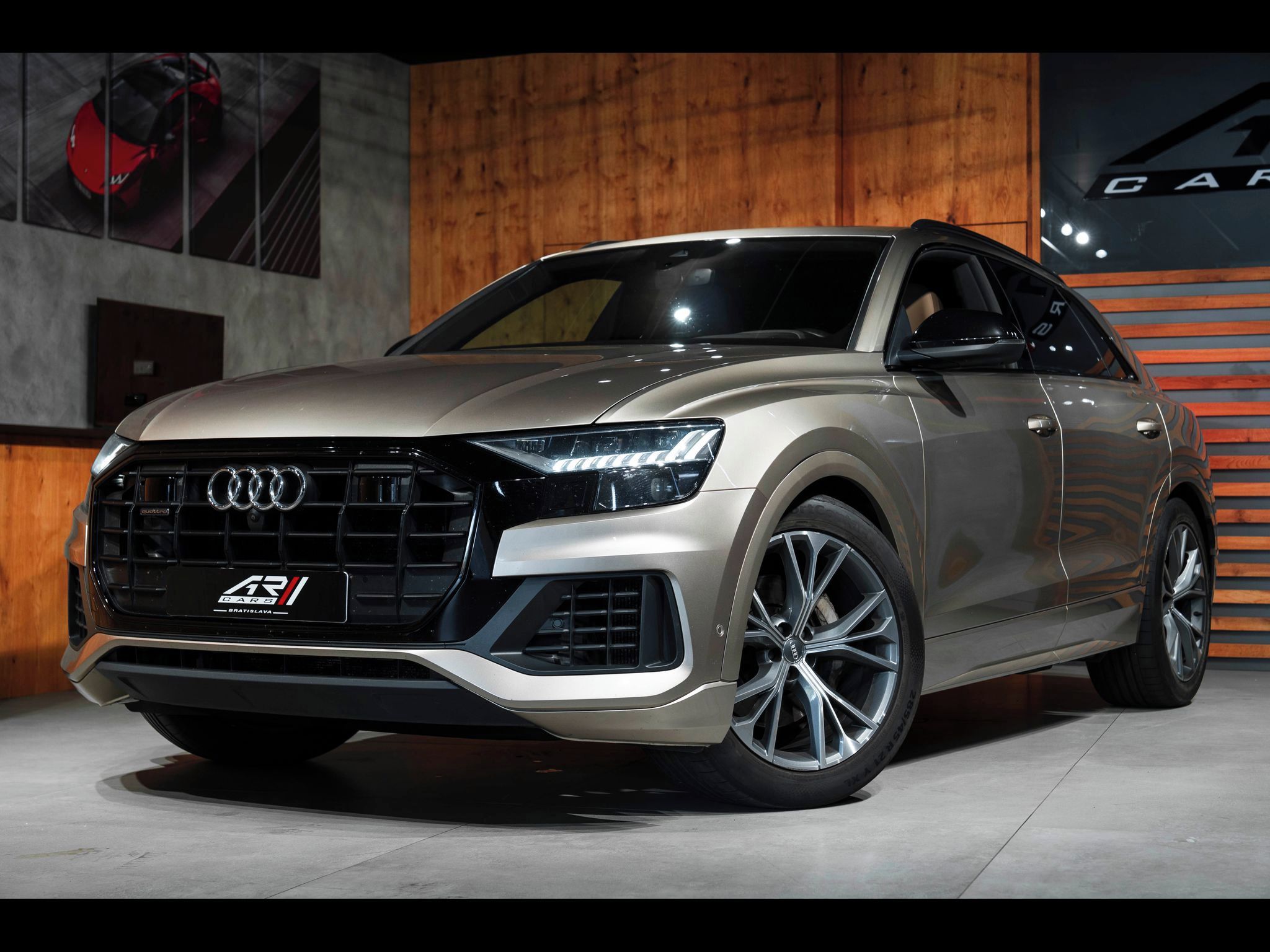 Audi Q8 - fotka 3